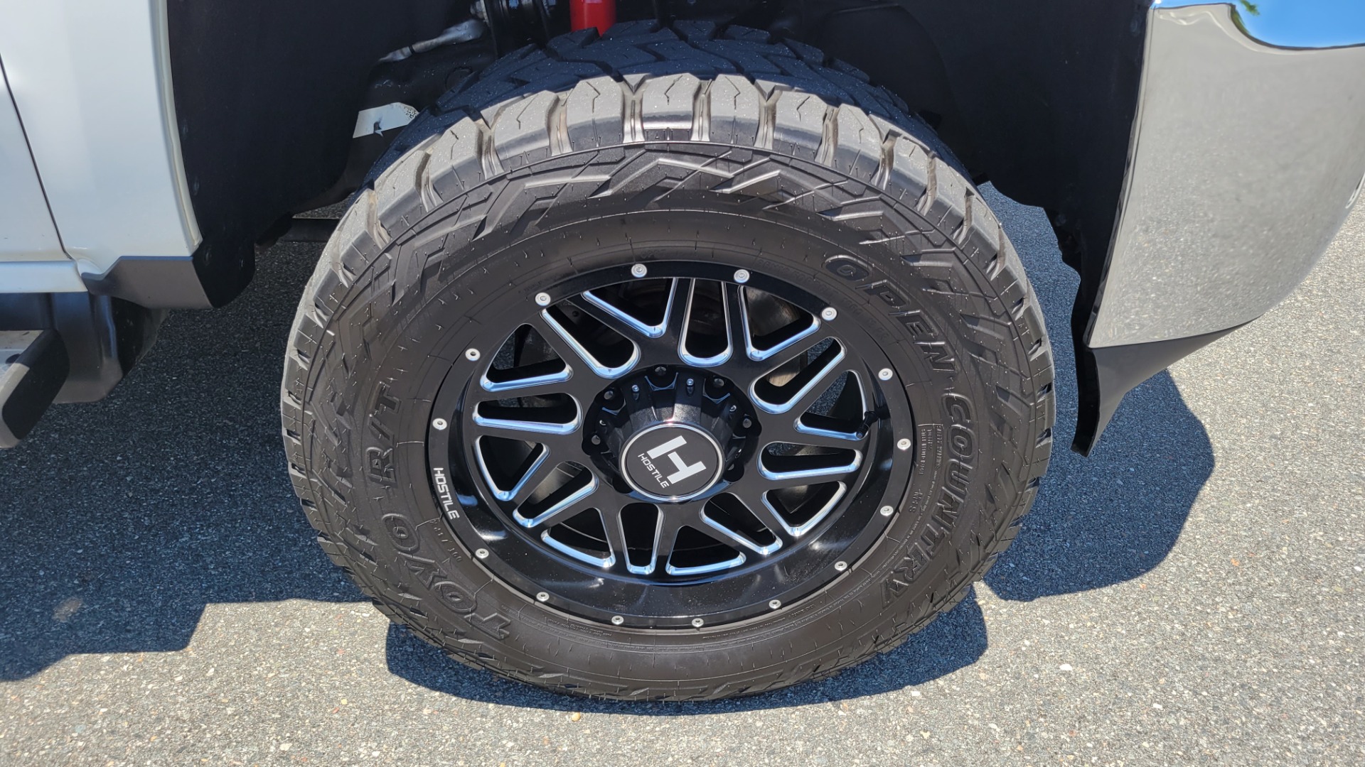 Used 2018 Chevrolet SILVERADO 2500HD LTZ CREWCAB / 6.6L / NAV / SUNROOF / BOSE / 5TH WHL / REARVIEW for sale Sold at Formula Imports in Charlotte NC 28227 23