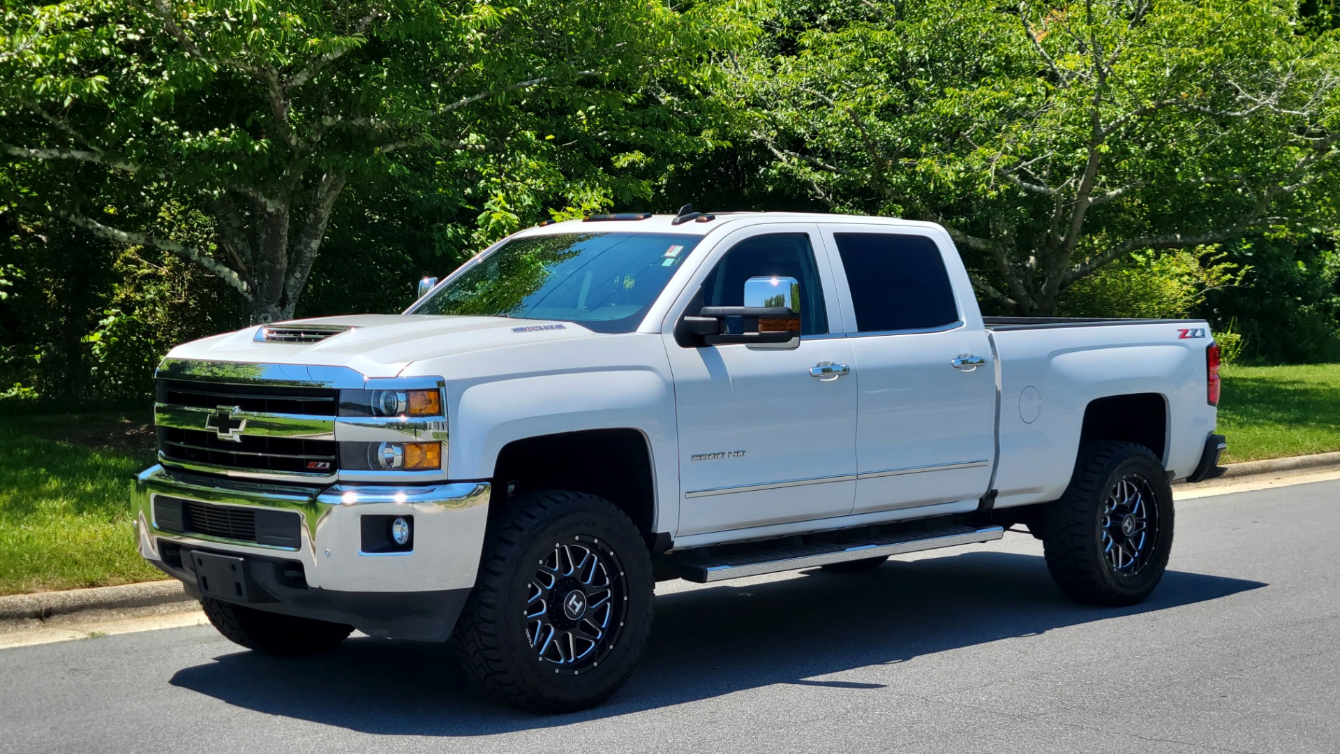 Used 2018 Chevrolet SILVERADO 2500HD LTZ CREWCAB / 6.6L / NAV / SUNROOF / BOSE / 5TH WHL / REARVIEW for sale Sold at Formula Imports in Charlotte NC 28227 95