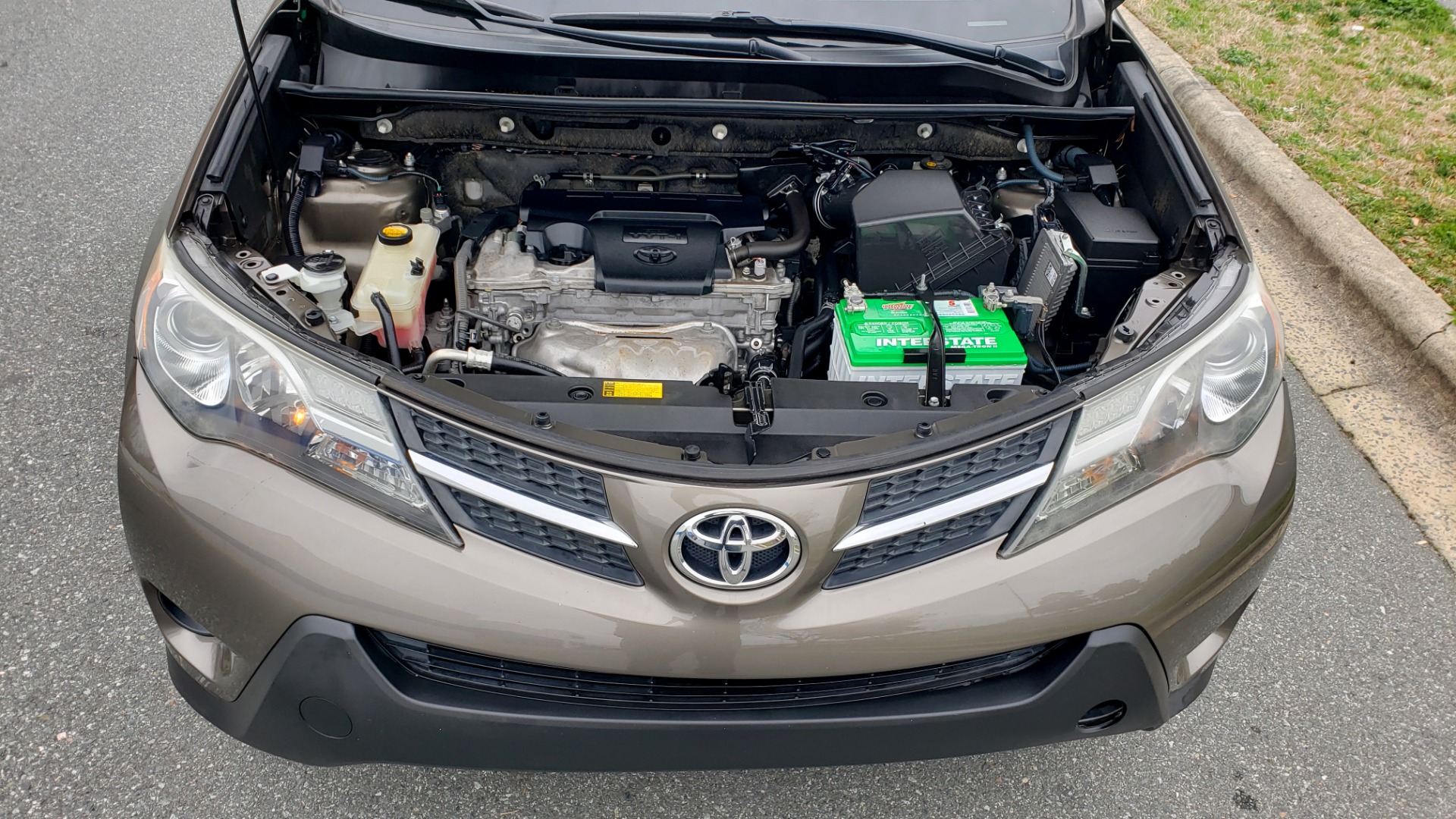 Used 2013 Toyota RAV4 LE / AUTO / FWD / 29 MPG HWY / CLEAN CARFAX for sale Sold at Formula Imports in Charlotte NC 28227 11
