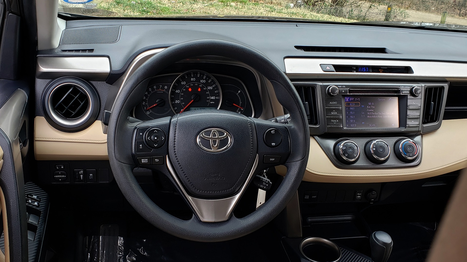 Used 2013 Toyota RAV4 LE / AUTO / FWD / 29 MPG HWY / CLEAN CARFAX for sale Sold at Formula Imports in Charlotte NC 28227 37
