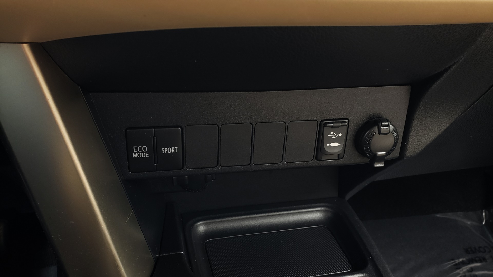 Used 2013 Toyota RAV4 LE / AUTO / FWD / 29 MPG HWY / CLEAN CARFAX for sale Sold at Formula Imports in Charlotte NC 28227 42