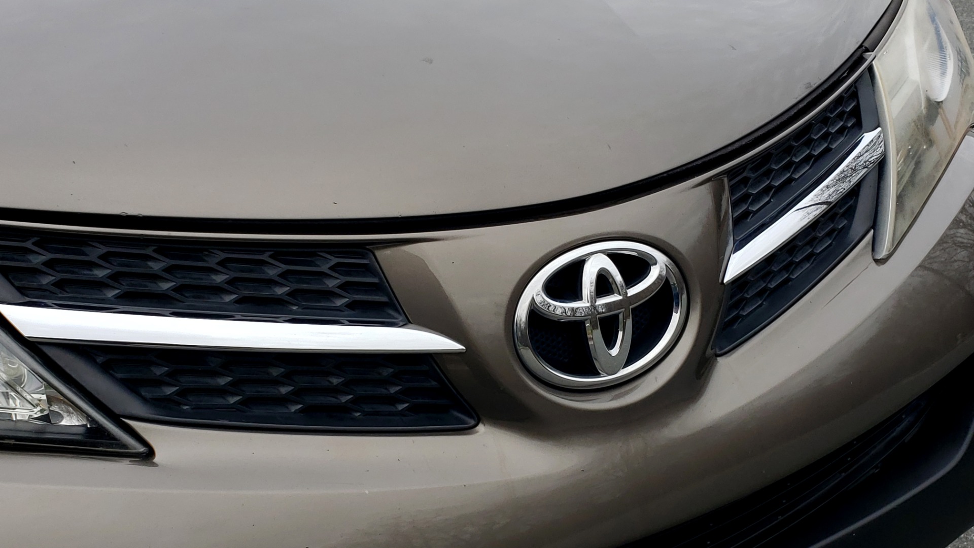 Used 2013 Toyota RAV4 LE / AUTO / FWD / 29 MPG HWY / CLEAN CARFAX for sale Sold at Formula Imports in Charlotte NC 28227 9