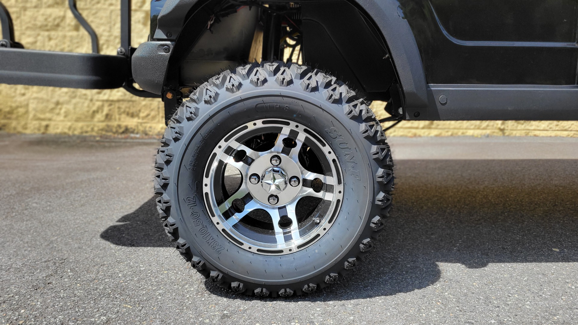 Used 2022 VIVID V4L 4-SEATER LIFTED / 25MPH / 105AH LITHIUM BATTERY / AWC2022459 for sale Sold at Formula Imports in Charlotte NC 28227 21