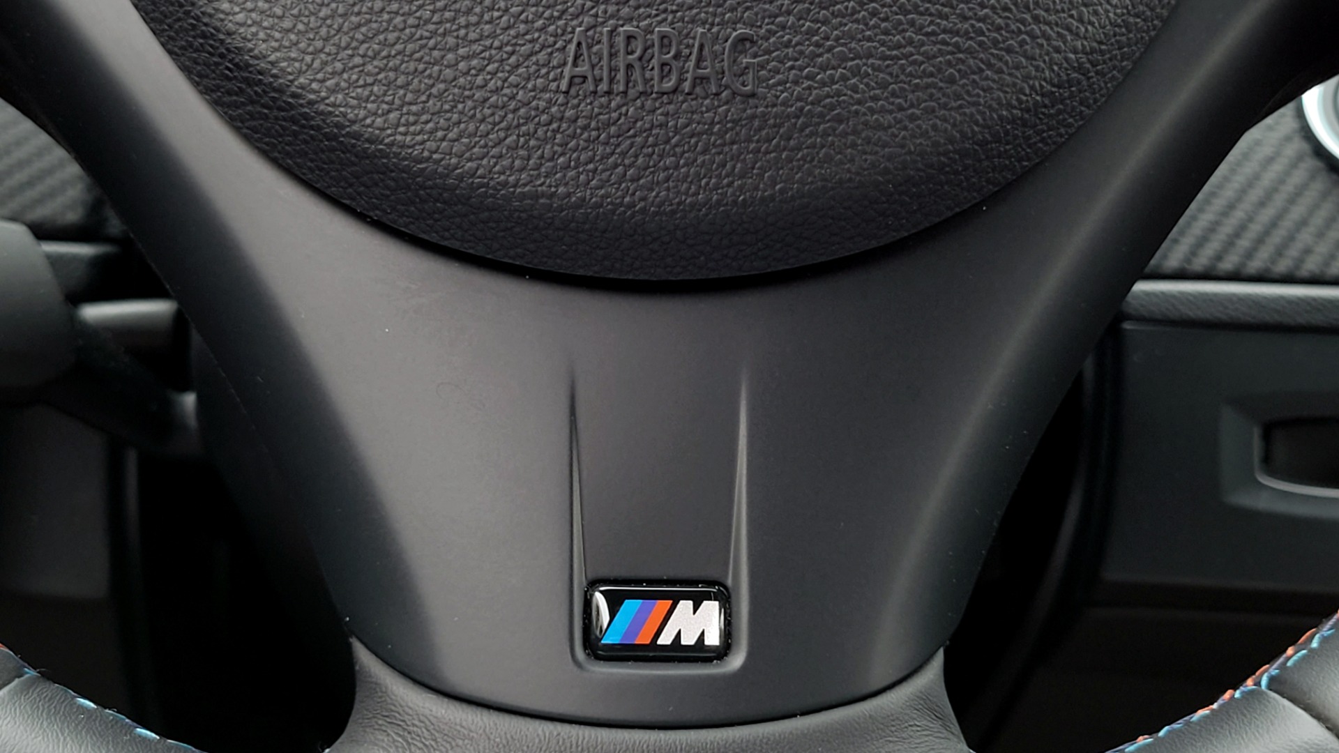 Used 2010 BMW M3 COUPE / MANUAL / 4.0L V8 / PREMIUM / TECHNOLOGY / SHADOWLINE for sale $54,995 at Formula Imports in Charlotte NC 28227 39