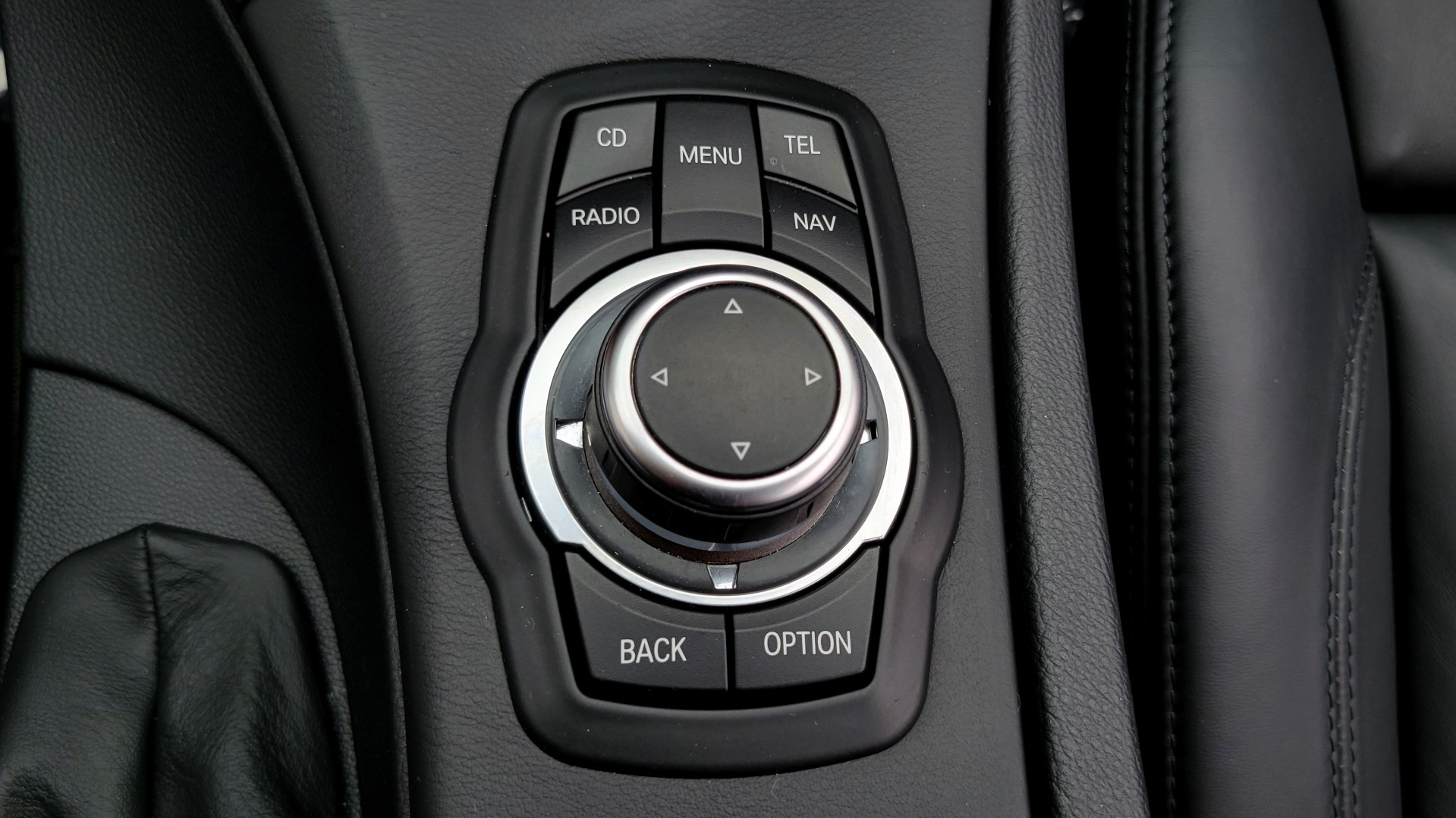 Used 2010 BMW M3 COUPE / MANUAL / 4.0L V8 / PREMIUM / TECHNOLOGY / SHADOWLINE for sale $54,995 at Formula Imports in Charlotte NC 28227 49