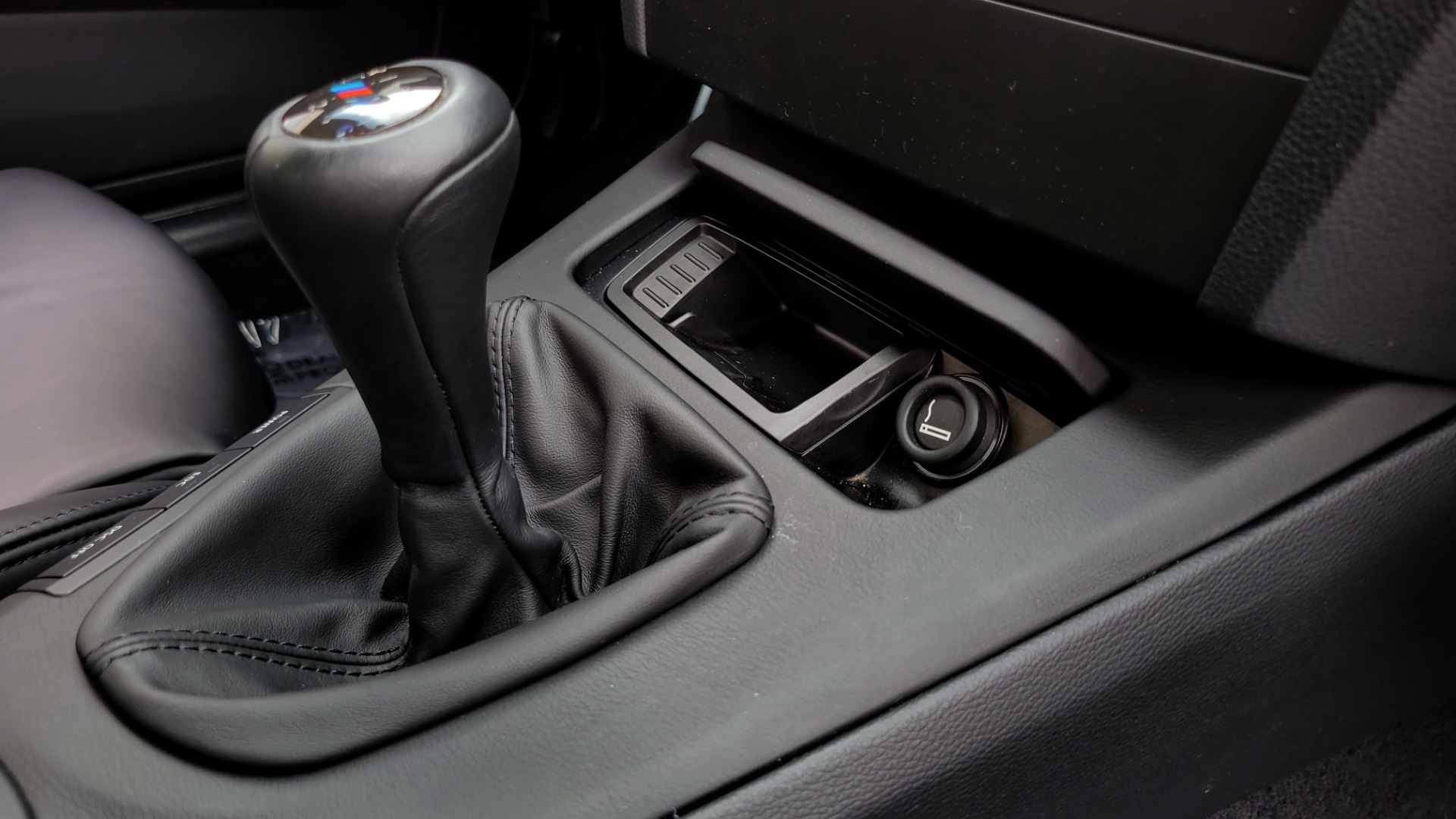 Used 2010 BMW M3 COUPE / MANUAL / 4.0L V8 / PREMIUM / TECHNOLOGY / SHADOWLINE for sale $54,995 at Formula Imports in Charlotte NC 28227 74