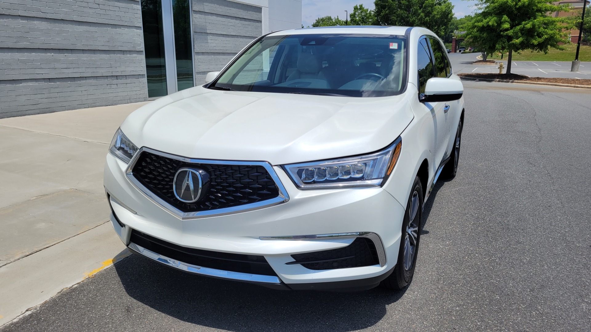 Used 2017 Acura MDX SH-AWD / 3.5L V6 / 9-SPD AUTO / SUNROOF / 3-ROW / CAMERA for sale $29,495 at Formula Imports in Charlotte NC 28227 2