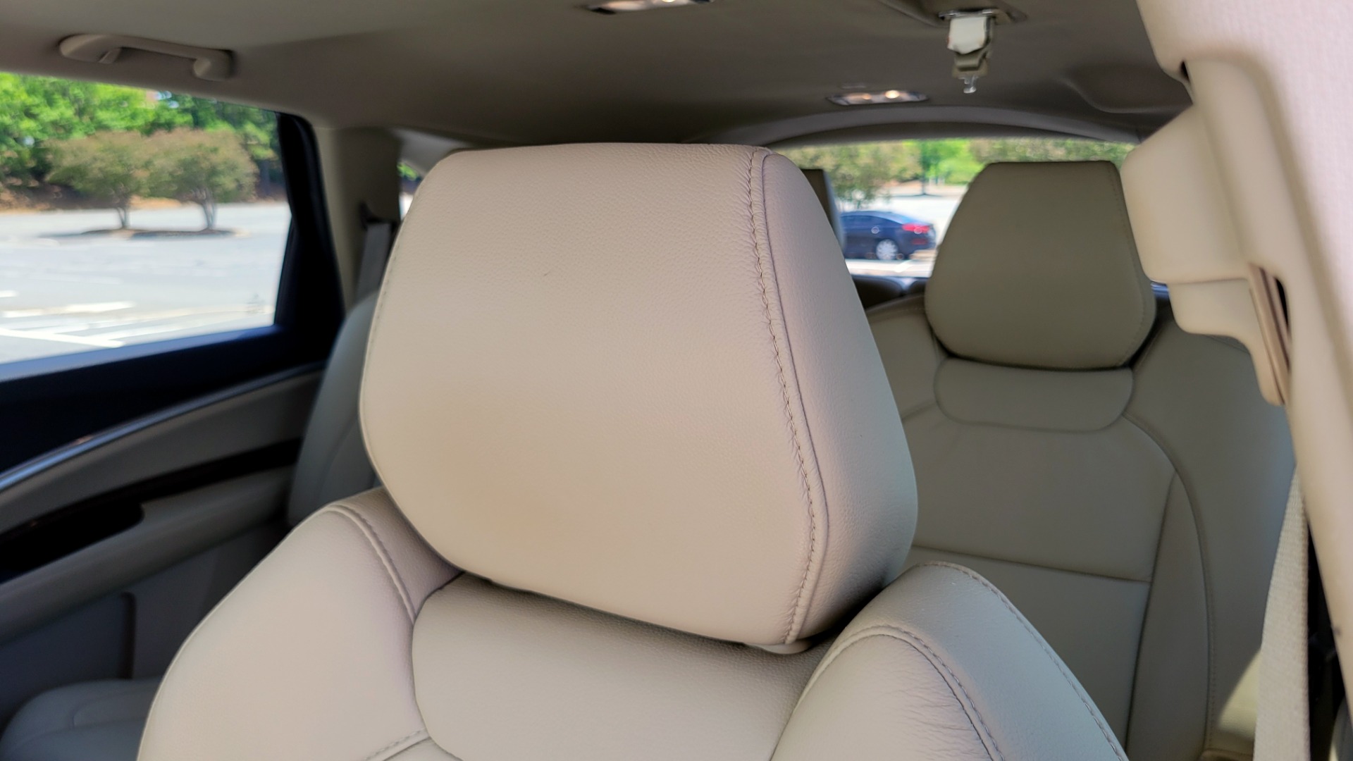Used 2017 Acura MDX SH-AWD / 3.5L V6 / 9-SPD AUTO / SUNROOF / 3-ROW / CAMERA for sale $29,495 at Formula Imports in Charlotte NC 28227 39