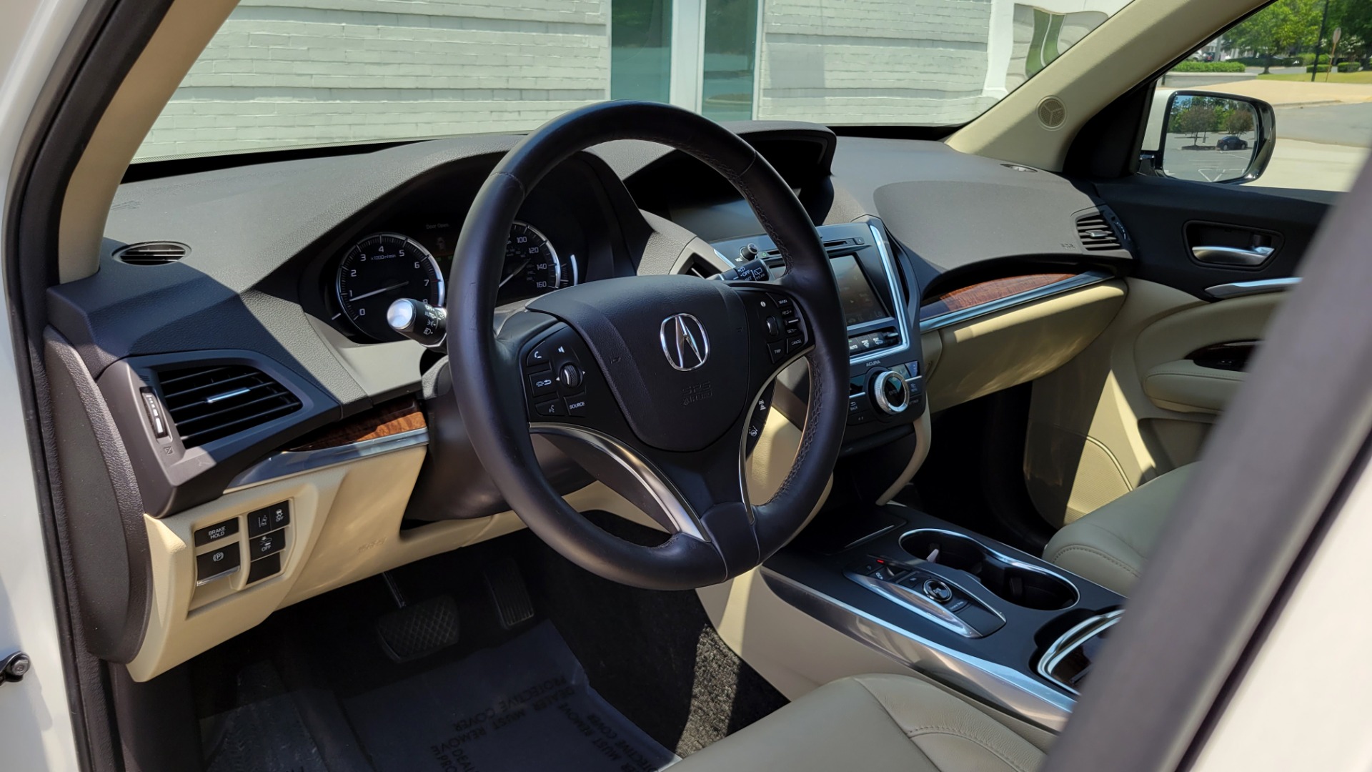 Used 2017 Acura MDX SH-AWD / 3.5L V6 / 9-SPD AUTO / SUNROOF / 3-ROW / CAMERA for sale $29,495 at Formula Imports in Charlotte NC 28227 40