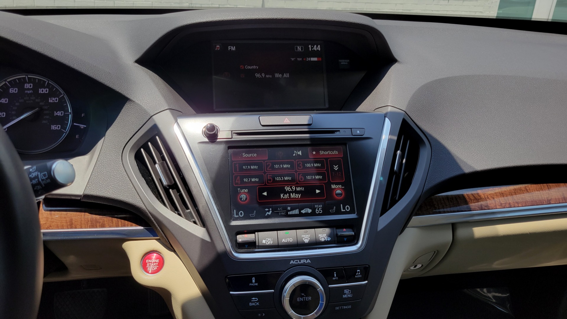 Used 2017 Acura MDX SH-AWD / 3.5L V6 / 9-SPD AUTO / SUNROOF / 3-ROW / CAMERA for sale $29,495 at Formula Imports in Charlotte NC 28227 48