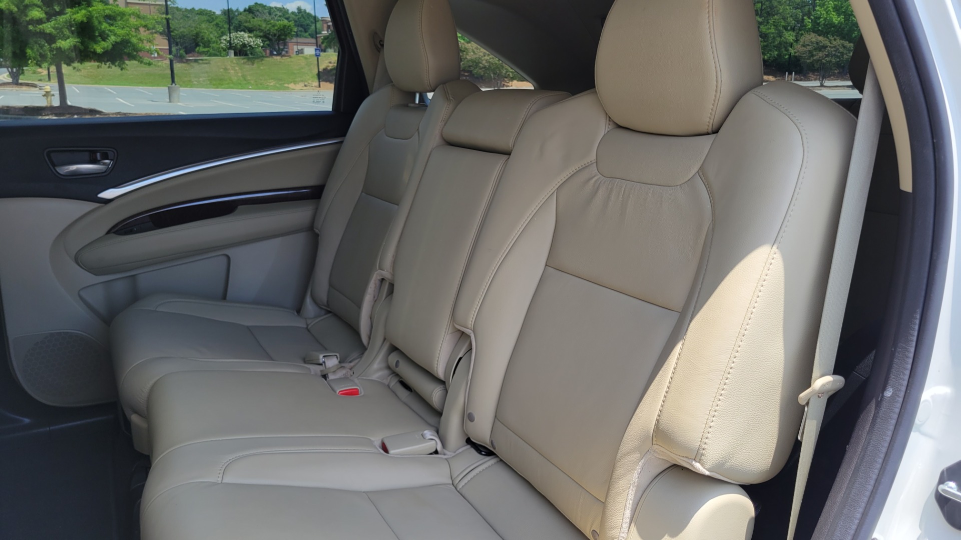 Used 2017 Acura MDX SH-AWD / 3.5L V6 / 9-SPD AUTO / SUNROOF / 3-ROW / CAMERA for sale $29,495 at Formula Imports in Charlotte NC 28227 68