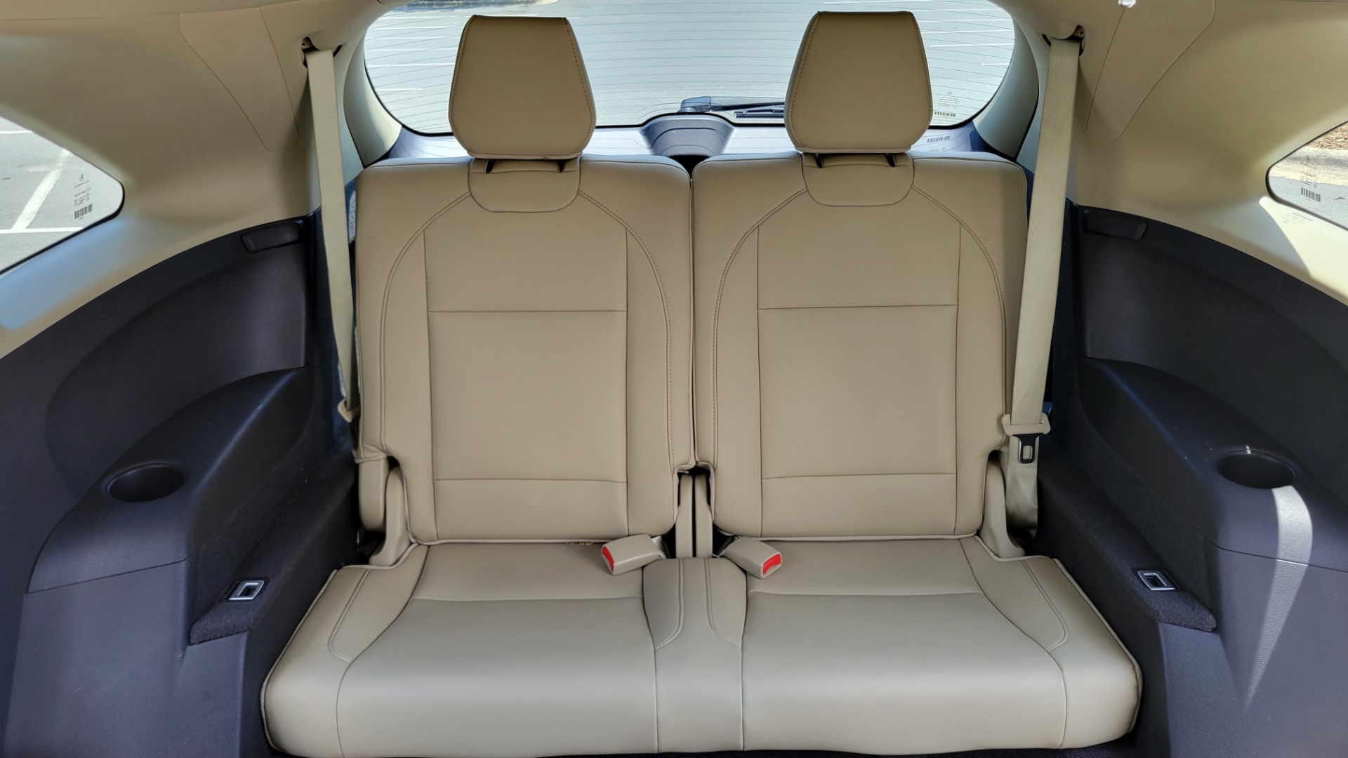 Used 2017 Acura MDX SH-AWD / 3.5L V6 / 9-SPD AUTO / SUNROOF / 3-ROW / CAMERA for sale $29,495 at Formula Imports in Charlotte NC 28227 75