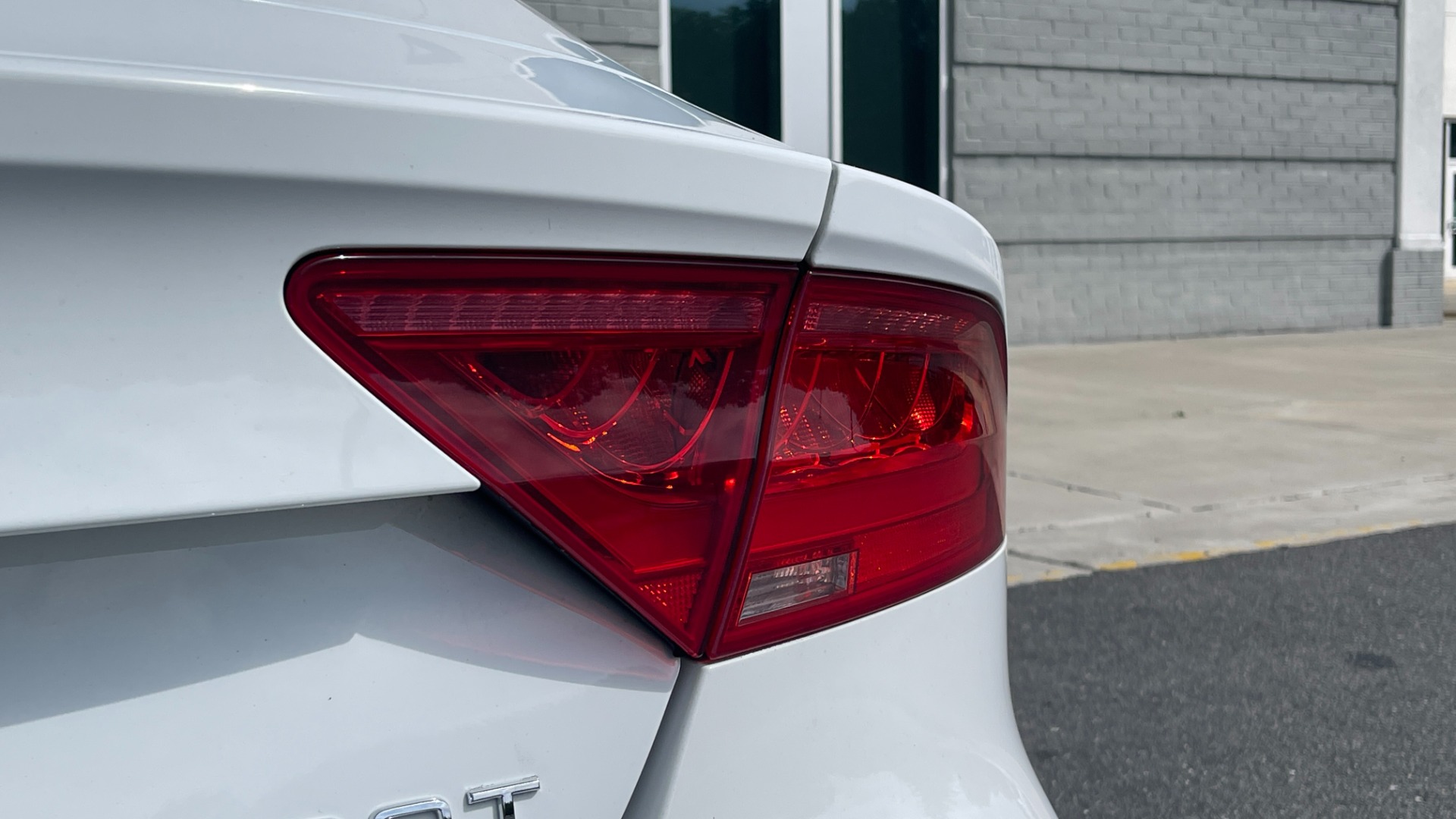 Used 2012 Audi A7 3.0L 310HP PREMIUM SEDAN / QUATTRO / NAV / SUNROOF for sale Sold at Formula Imports in Charlotte NC 28227 23