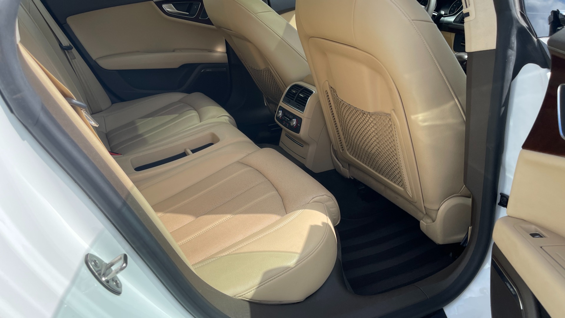Used 2012 Audi A7 3.0L 310HP PREMIUM SEDAN / QUATTRO / NAV / SUNROOF for sale Sold at Formula Imports in Charlotte NC 28227 48
