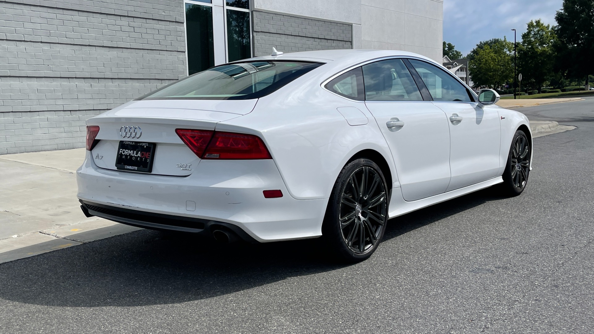 Used 2012 Audi A7 3.0L 310HP PREMIUM SEDAN / QUATTRO / NAV / SUNROOF for sale Sold at Formula Imports in Charlotte NC 28227 8