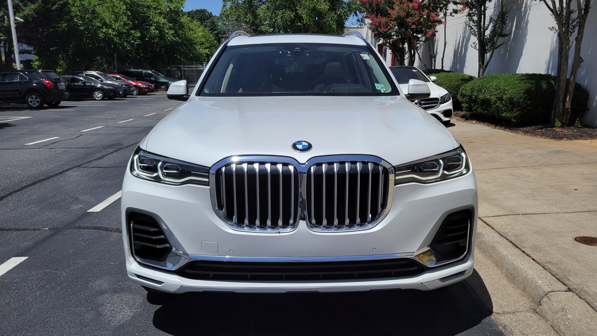 Used 2019 BMW X7 XDRIVE40I PREMIUM / NAV / HUD / PARK ASST PLUS / REMOTE START / 3D VIEW for sale Sold at Formula Imports in Charlotte NC 28227 10