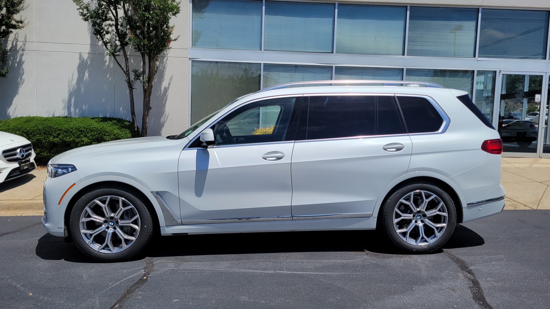 Used 2019 BMW X7 XDRIVE40I PREMIUM / NAV / HUD / PARK ASST PLUS / REMOTE START / 3D VIEW for sale Sold at Formula Imports in Charlotte NC 28227 3