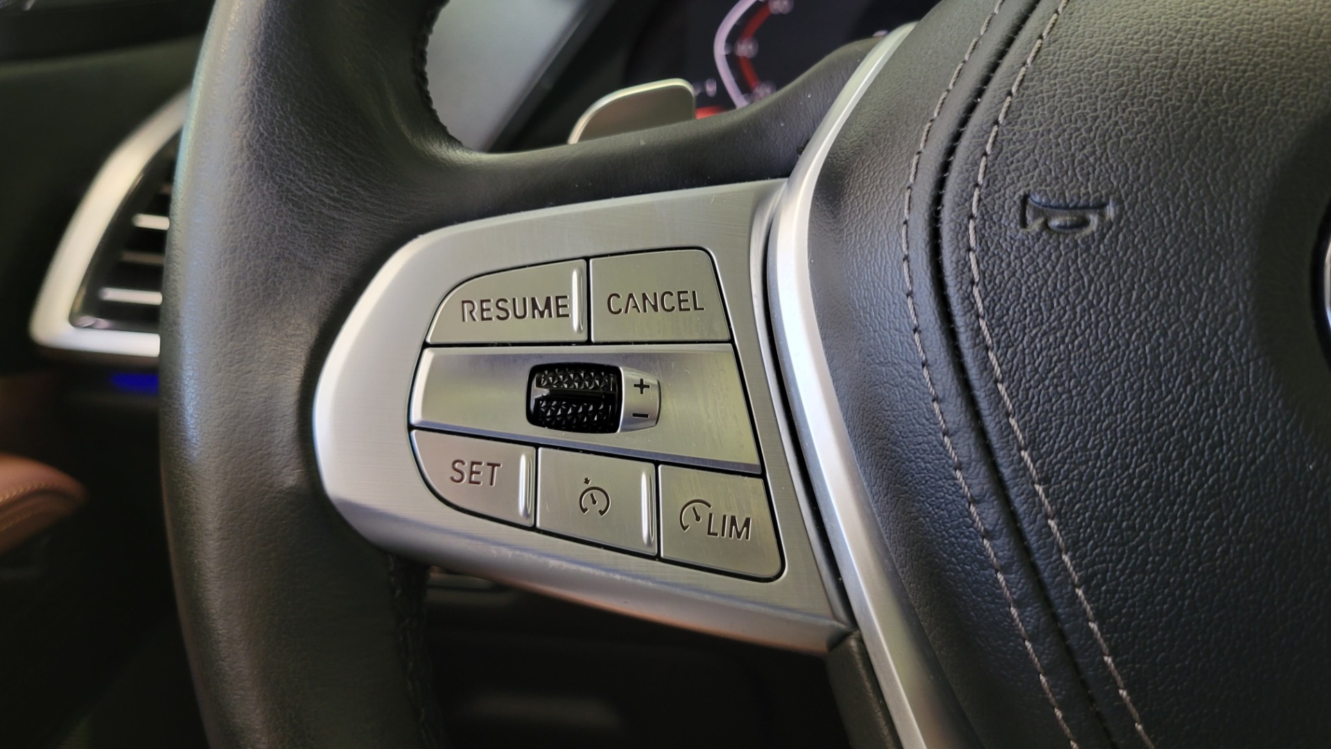 Used 2019 BMW X7 XDRIVE40I PREMIUM / NAV / HUD / PARK ASST PLUS / REMOTE START / 3D VIEW for sale $68,995 at Formula Imports in Charlotte NC 28227 54