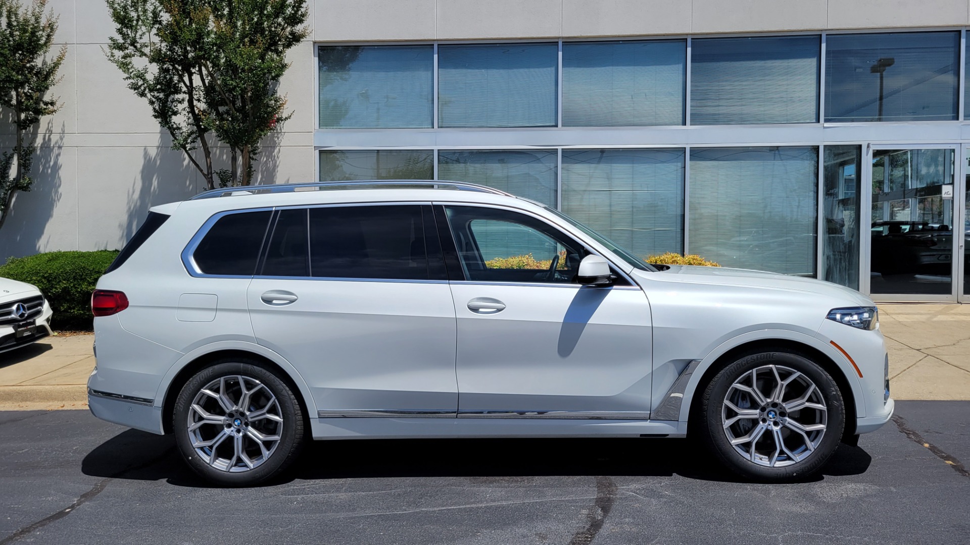Used 2019 BMW X7 XDRIVE40I PREMIUM / NAV / HUD / PARK ASST PLUS / REMOTE START / 3D VIEW for sale $68,995 at Formula Imports in Charlotte NC 28227 6