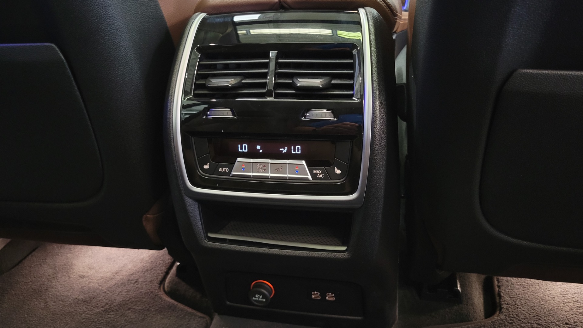 Used 2019 BMW X7 XDRIVE40I PREMIUM / NAV / HUD / PARK ASST PLUS / REMOTE START / 3D VIEW for sale $68,995 at Formula Imports in Charlotte NC 28227 93