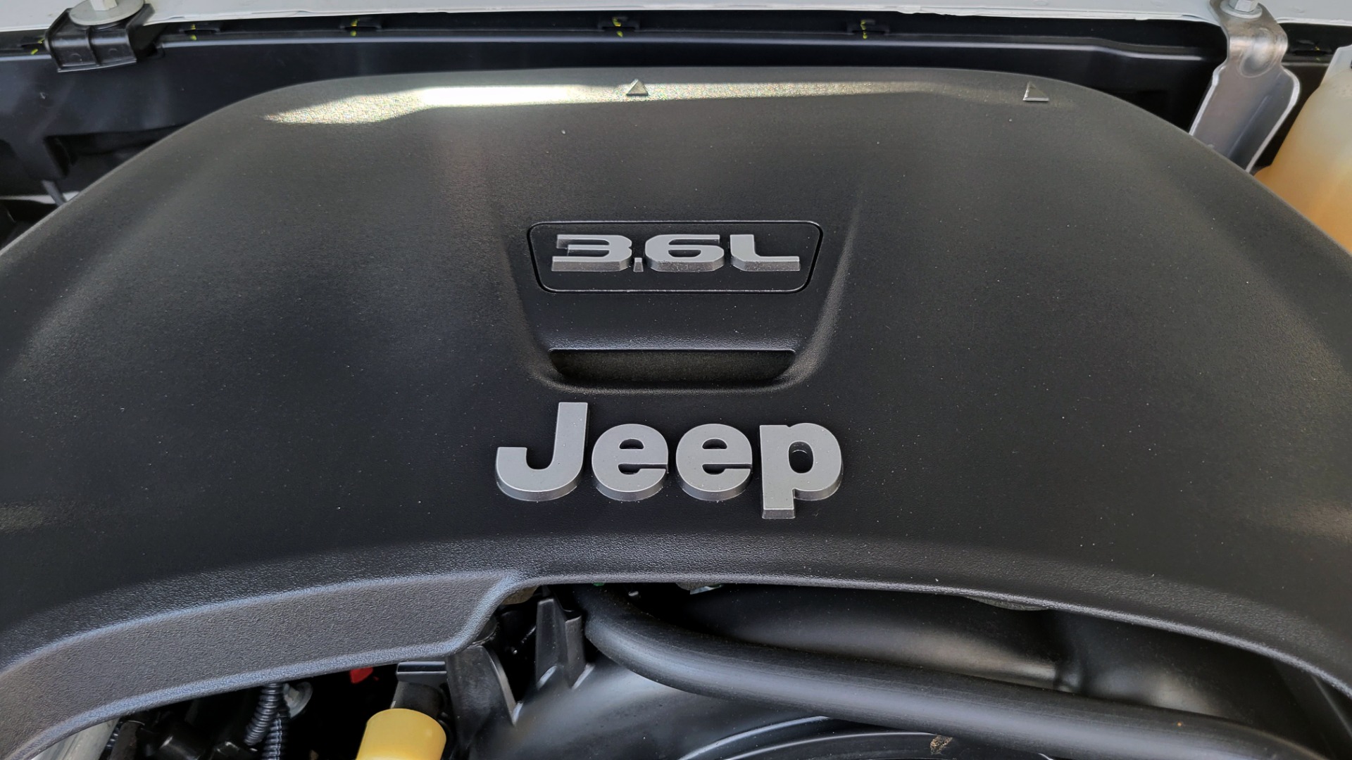 Used 2018 Jeep WRANGLER UNLIMITED SPORT RUBITRUX 4X4 / AUTO / CLOTH SEATS / SOFT-TOP / CAMERA for sale Sold at Formula Imports in Charlotte NC 28227 18