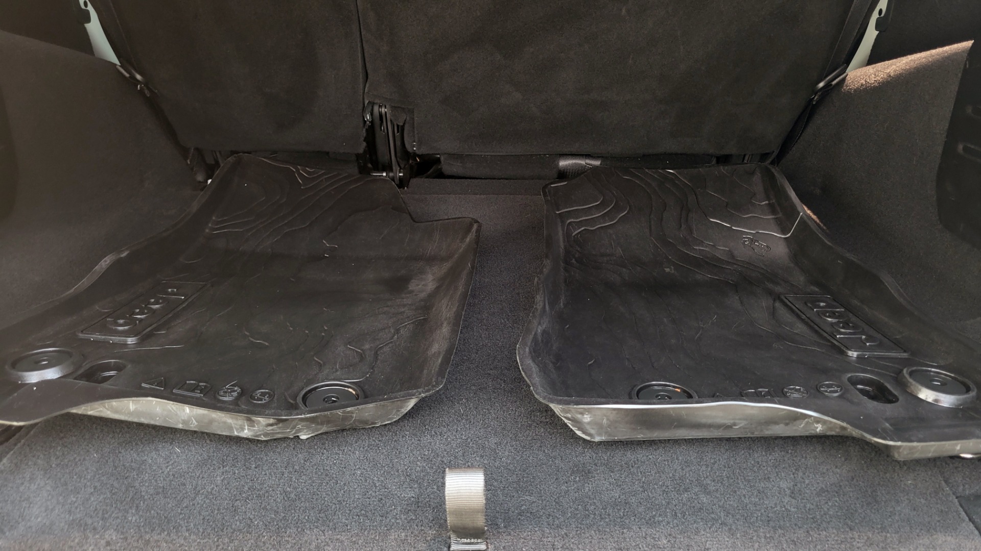 Used 2018 Jeep WRANGLER UNLIMITED SPORT RUBITRUX 4X4 / AUTO / CLOTH SEATS / SOFT-TOP / CAMERA for sale Sold at Formula Imports in Charlotte NC 28227 24