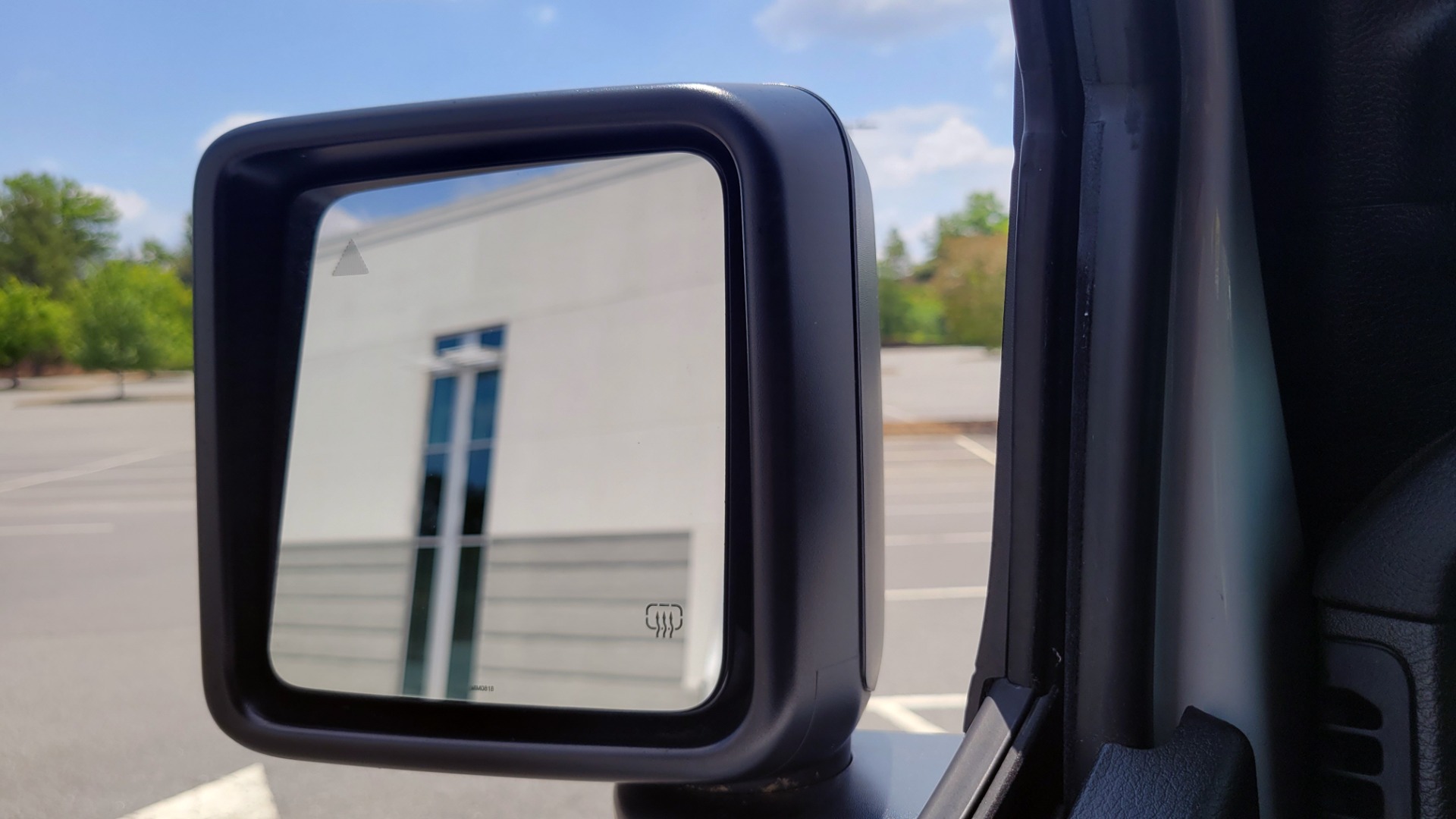 Used 2018 Jeep WRANGLER UNLIMITED SPORT RUBITRUX 4X4 / AUTO / CLOTH SEATS / SOFT-TOP / CAMERA for sale Sold at Formula Imports in Charlotte NC 28227 35