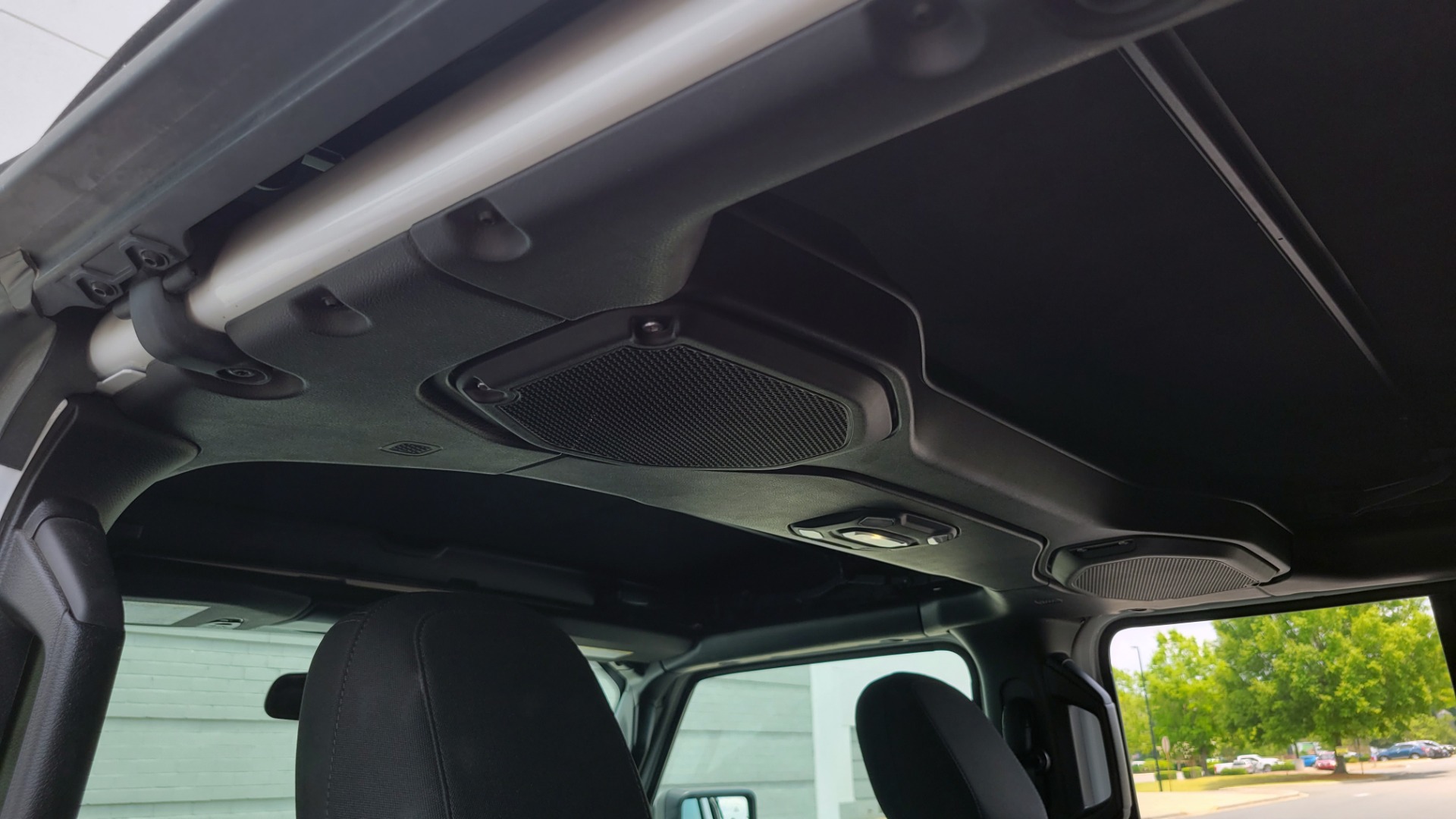 Used 2018 Jeep WRANGLER UNLIMITED SPORT RUBITRUX 4X4 / AUTO / CLOTH SEATS / SOFT-TOP / CAMERA for sale Sold at Formula Imports in Charlotte NC 28227 73