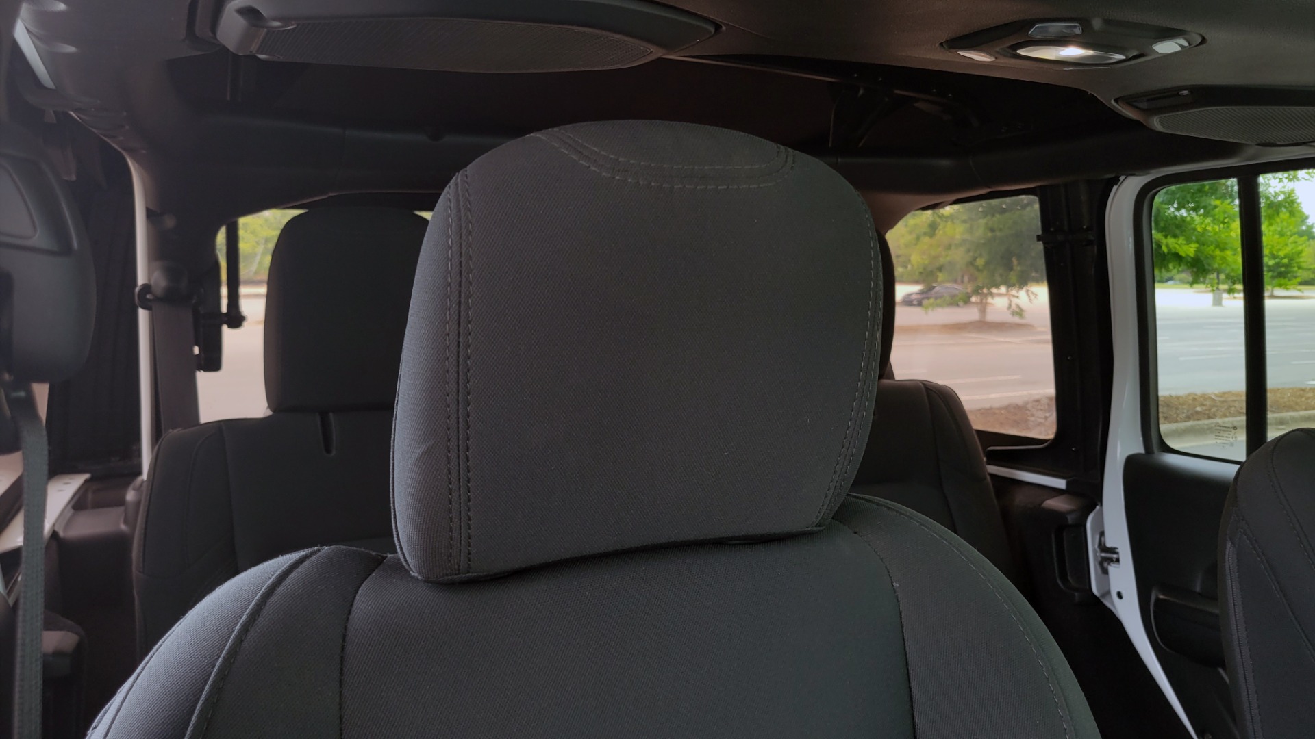 Used 2018 Jeep WRANGLER UNLIMITED SPORT RUBITRUX 4X4 / AUTO / CLOTH SEATS / SOFT-TOP / CAMERA for sale Sold at Formula Imports in Charlotte NC 28227 78