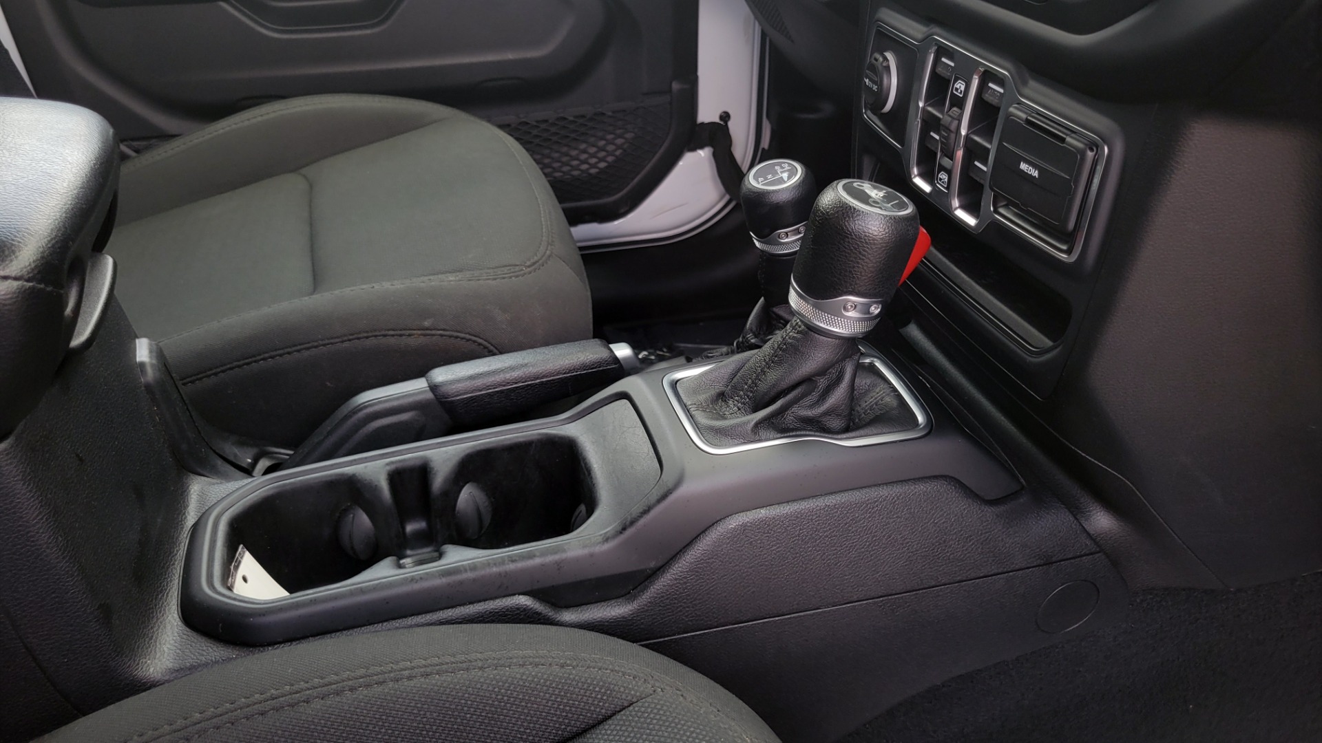 Used 2018 Jeep WRANGLER UNLIMITED SPORT RUBITRUX 4X4 / AUTO / CLOTH SEATS / SOFT-TOP / CAMERA for sale Sold at Formula Imports in Charlotte NC 28227 80
