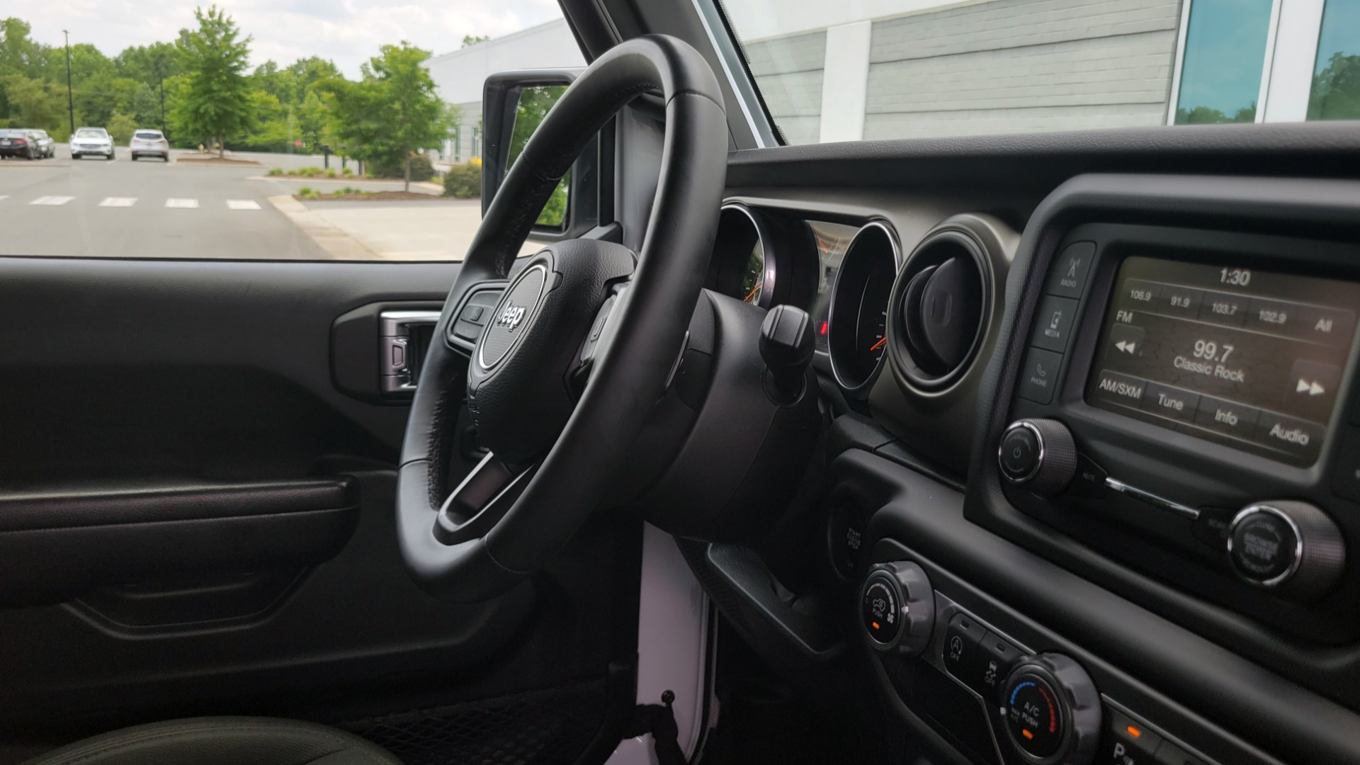 Used 2018 Jeep WRANGLER UNLIMITED SPORT RUBITRUX 4X4 / AUTO / CLOTH SEATS / SOFT-TOP / CAMERA for sale Sold at Formula Imports in Charlotte NC 28227 81
