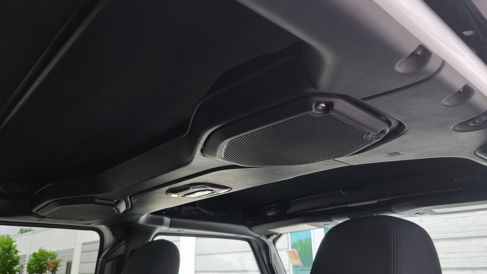 Used 2018 Jeep WRANGLER UNLIMITED SPORT RUBITRUX 4X4 / AUTO / CLOTH SEATS / SOFT-TOP / CAMERA for sale Sold at Formula Imports in Charlotte NC 28227 87