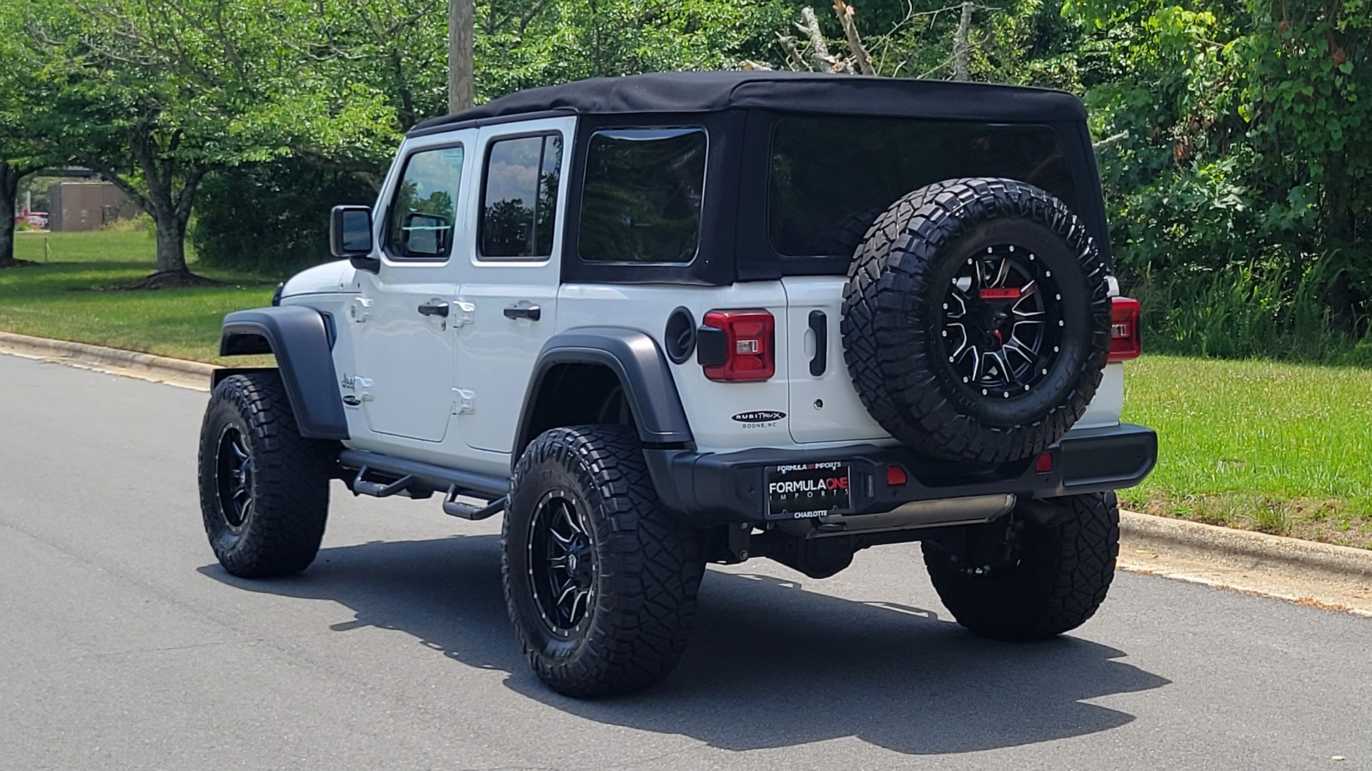 Used 2018 Jeep WRANGLER UNLIMITED SPORT RUBITRUX 4X4 / AUTO / CLOTH SEATS / SOFT-TOP / CAMERA for sale Sold at Formula Imports in Charlotte NC 28227 99