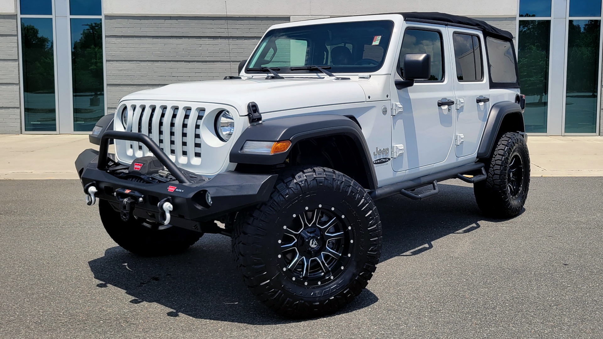 Used 2018 Jeep WRANGLER UNLIMITED SPORT RUBITRUX 4X4 / AUTO / CLOTH SEATS / SOFT-TOP / CAMERA for sale $46,500 at Formula Imports in Charlotte NC 28227 1
