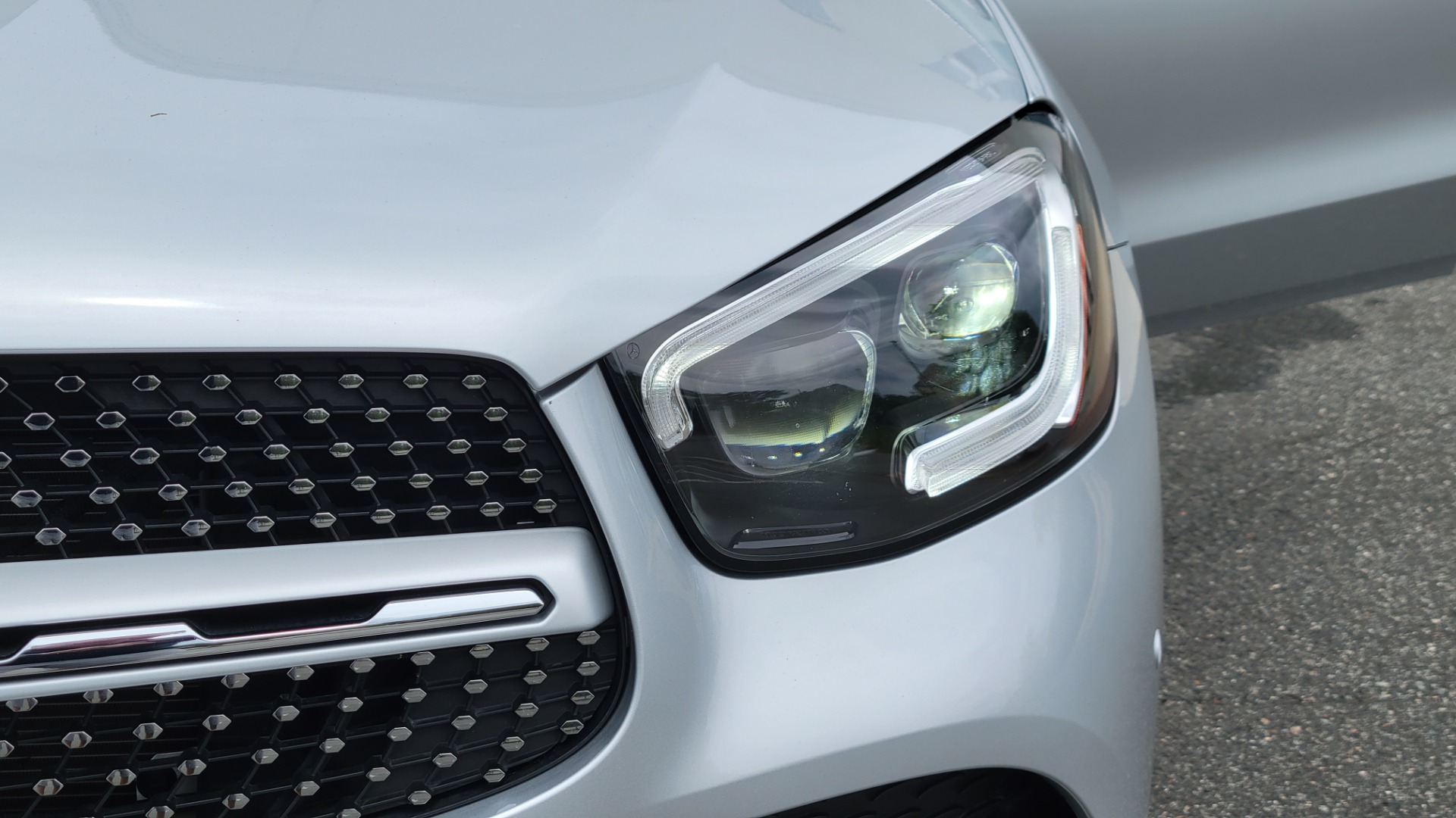 Used 2020 Mercedes-Benz GLC 300 PREMIUM / MULTIMEDIA / PARK ASST / LIGHTING / PANO-ROOF / CAMERA for sale Sold at Formula Imports in Charlotte NC 28227 28