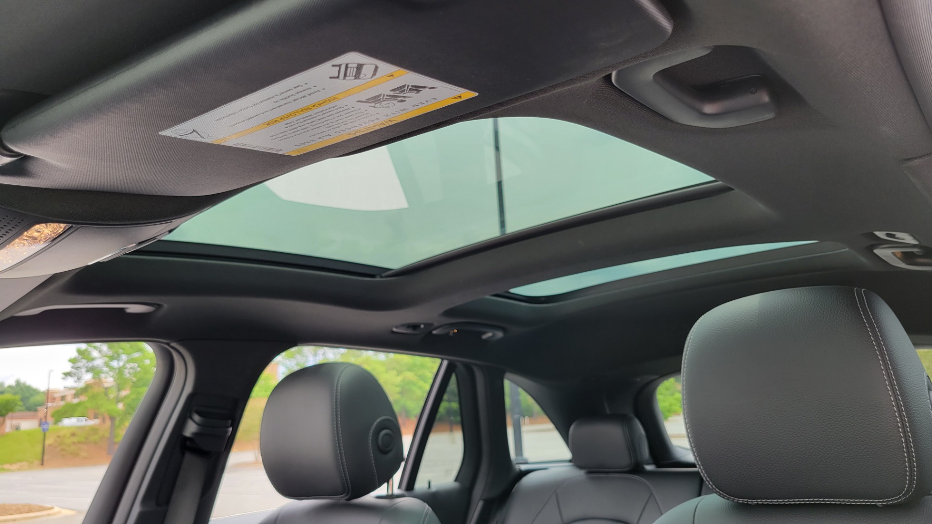 Used 2020 Mercedes-Benz GLC 300 PREMIUM / MULTIMEDIA / PARK ASST / LIGHTING / PANO-ROOF / CAMERA for sale Sold at Formula Imports in Charlotte NC 28227 63