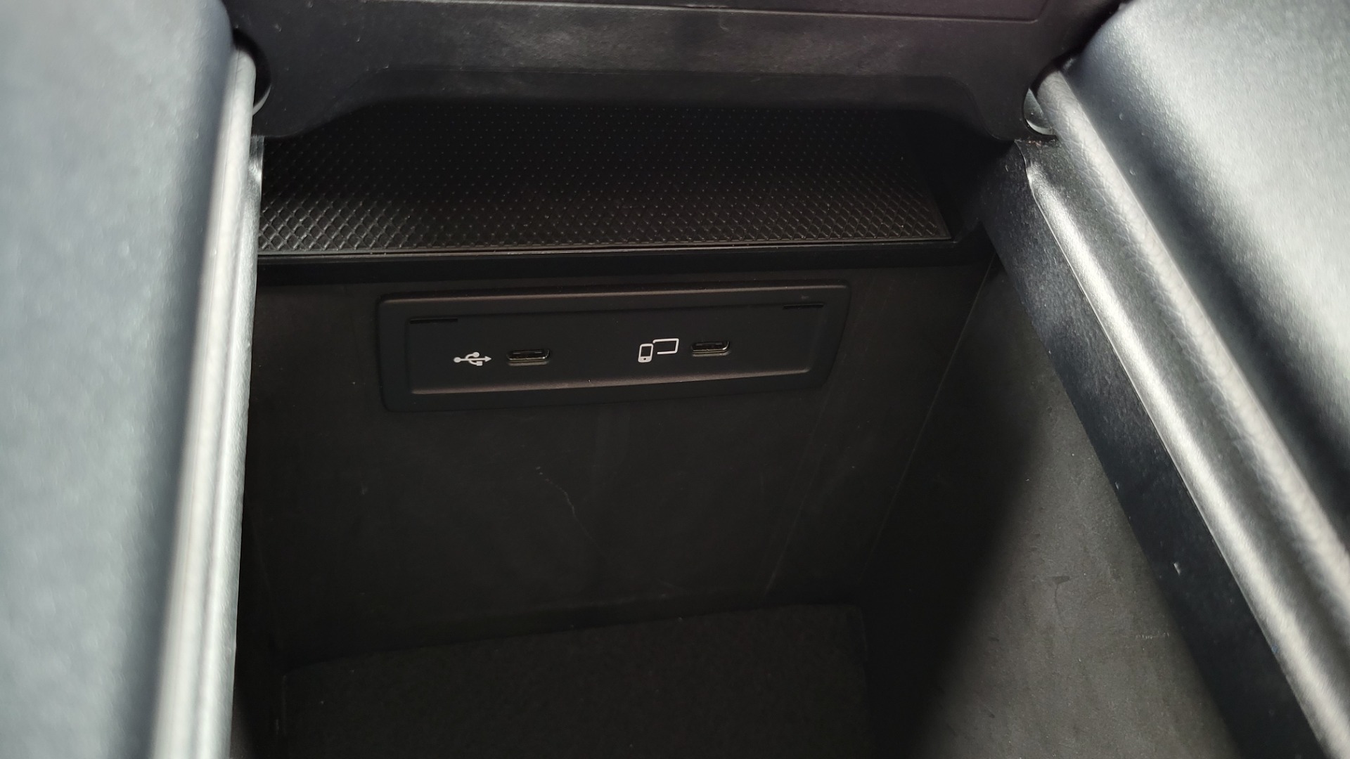Used 2020 Mercedes-Benz GLC 300 PREMIUM / MULTIMEDIA / PARK ASST / LIGHTING / PANO-ROOF / CAMERA for sale Sold at Formula Imports in Charlotte NC 28227 64