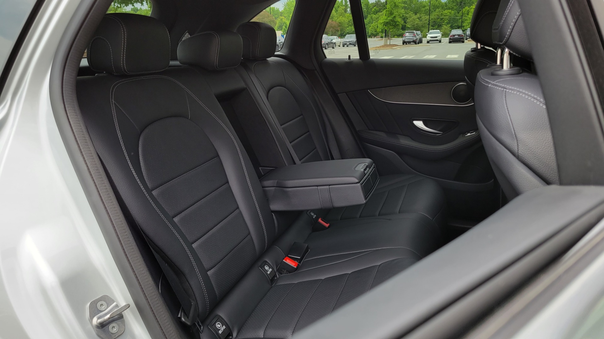 Used 2020 Mercedes-Benz GLC 300 PREMIUM / MULTIMEDIA / PARK ASST / LIGHTING / PANO-ROOF / CAMERA for sale $48,999 at Formula Imports in Charlotte NC 28227 80