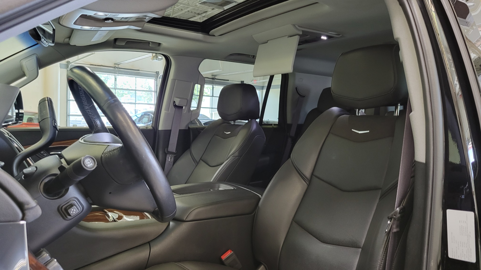 Used 2016 Cadillac ESCALADE PREMIUM COLLECTION / 6.2L / 4X4 / NAV / DVD / SUNROOF / 3-ROW for sale $58,995 at Formula Imports in Charlotte NC 28227 44