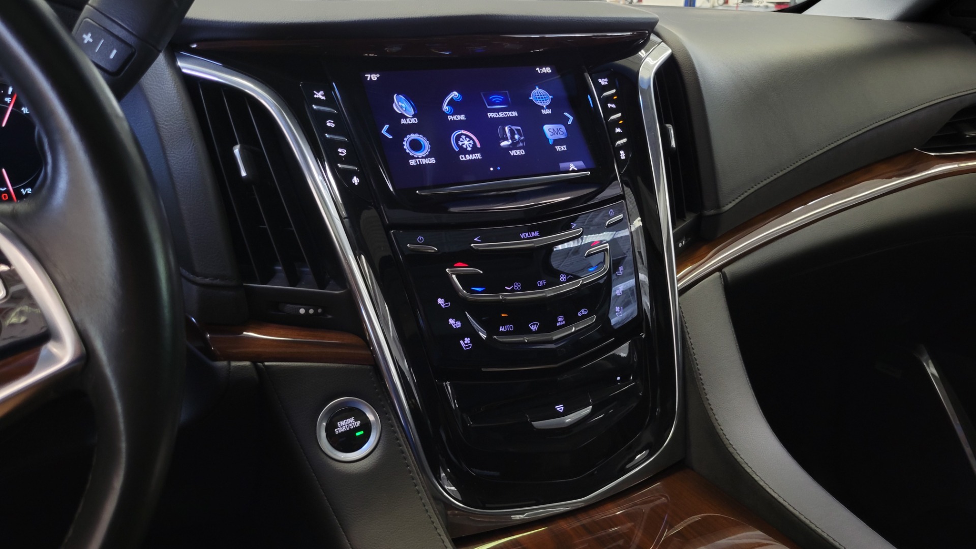 Used 2016 Cadillac ESCALADE PREMIUM COLLECTION / 6.2L / 4X4 / NAV / DVD / SUNROOF / 3-ROW for sale $58,995 at Formula Imports in Charlotte NC 28227 52