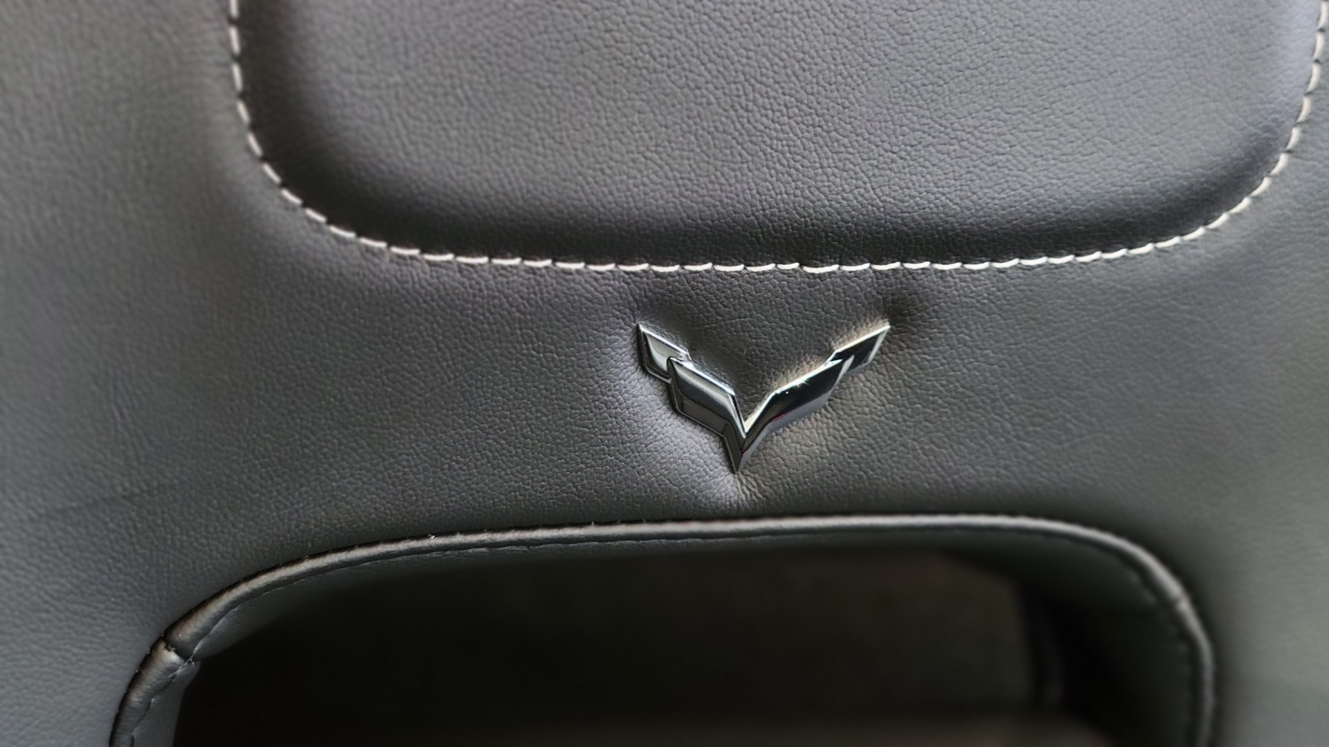 Used 2016 Chevrolet CORVETTE C7 COUPE / Z51 / 2LT / NAV / AUTO / PERF DATA & VIDEO RECORD for sale $56,495 at Formula Imports in Charlotte NC 28227 55