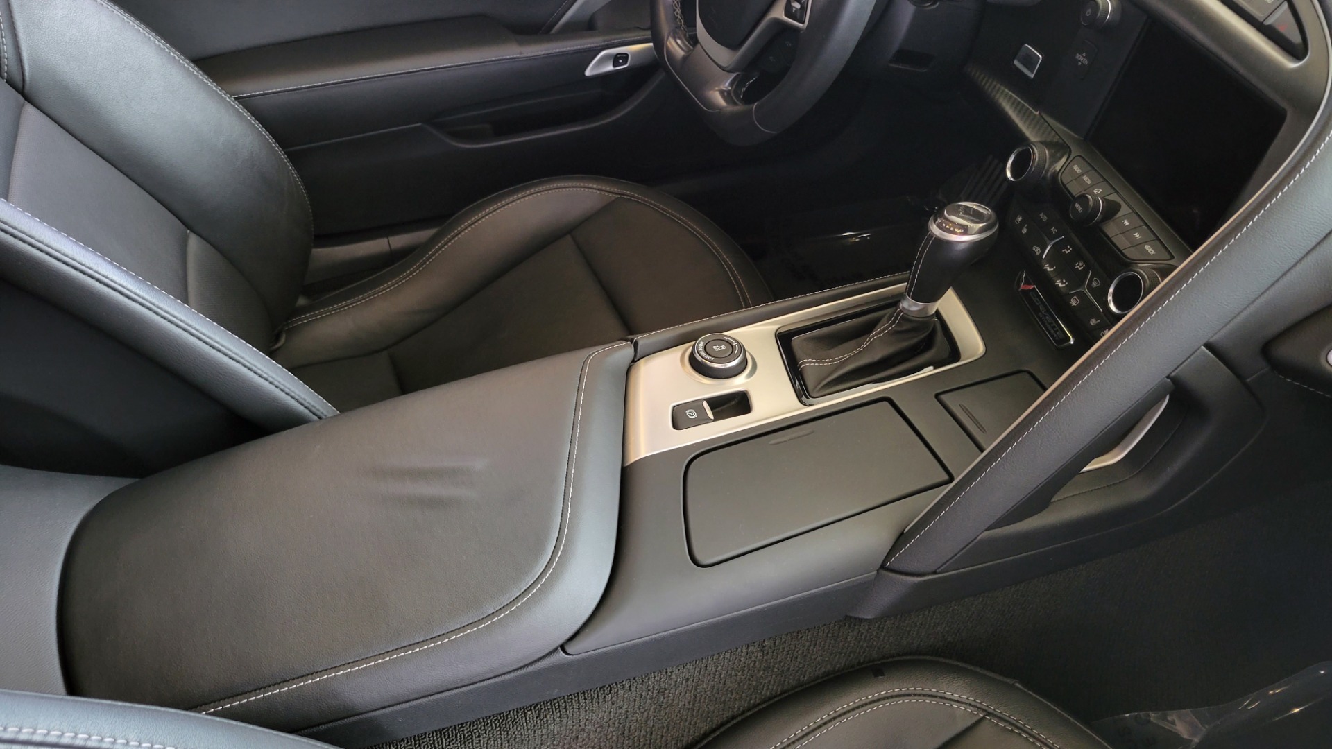 Used 2016 Chevrolet CORVETTE C7 COUPE / Z51 / 2LT / NAV / AUTO / PERF DATA & VIDEO RECORD for sale $56,495 at Formula Imports in Charlotte NC 28227 57