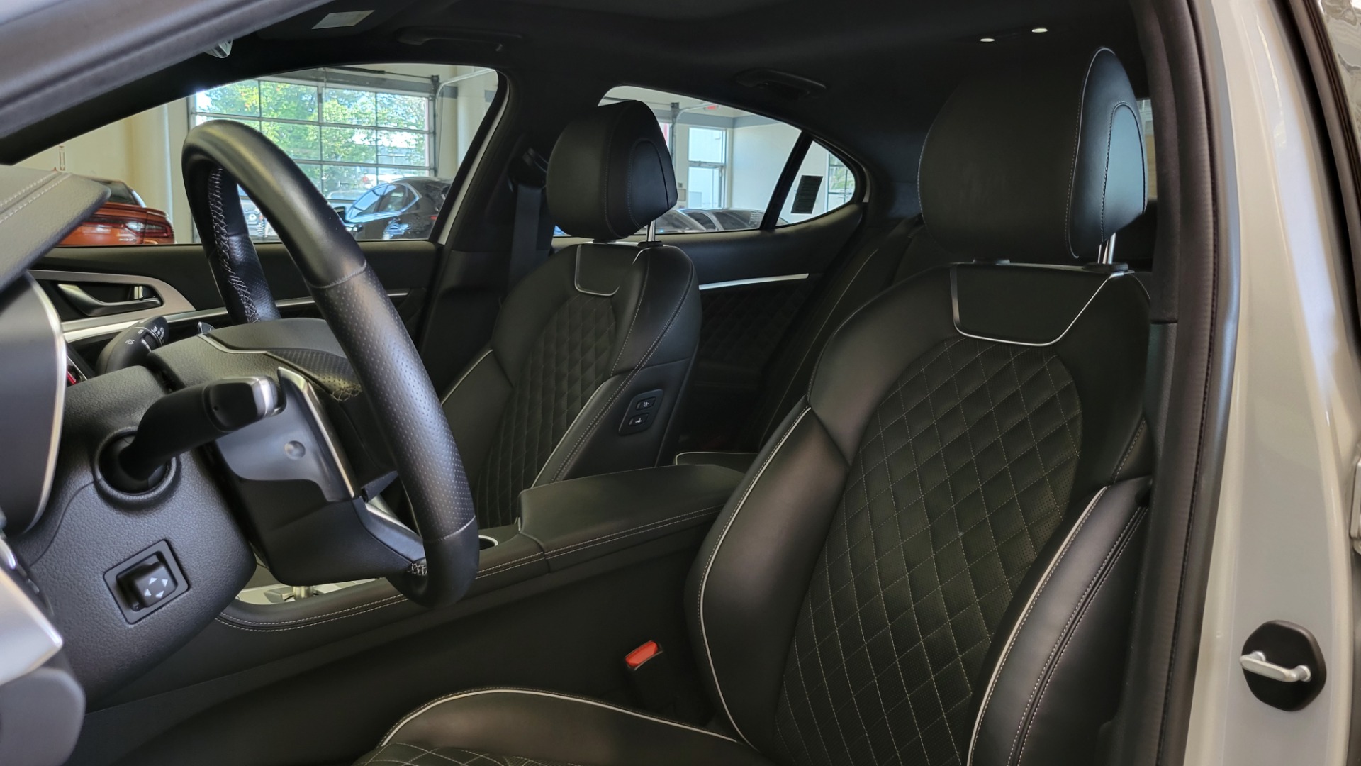 Used 2019 Genesis G70 3.3T SPORT SEDAN / NAV / SUNROOF / HUD / PARK DIST WARN / CAMERA for sale $37,995 at Formula Imports in Charlotte NC 28227 36