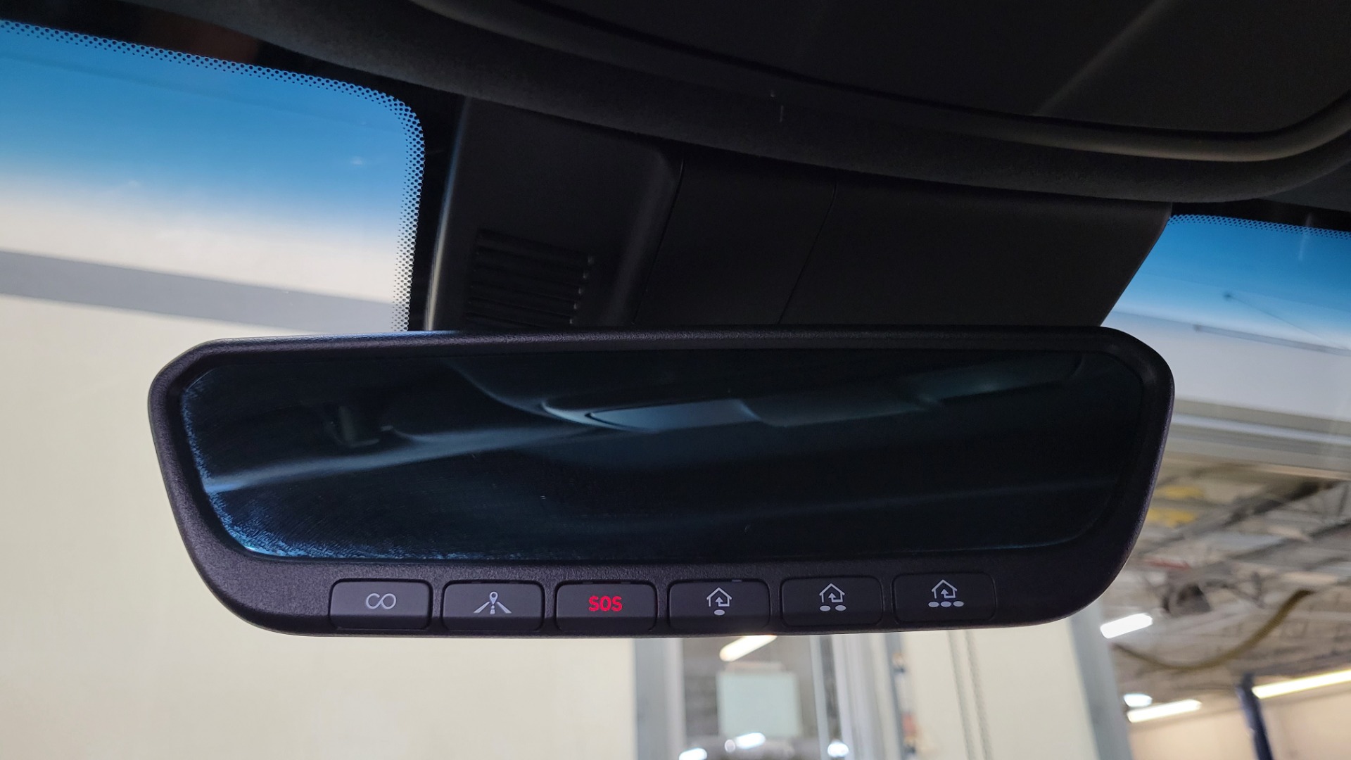 Used 2019 Genesis G70 3.3T SPORT SEDAN / NAV / SUNROOF / HUD / PARK DIST WARN / CAMERA for sale $37,995 at Formula Imports in Charlotte NC 28227 59