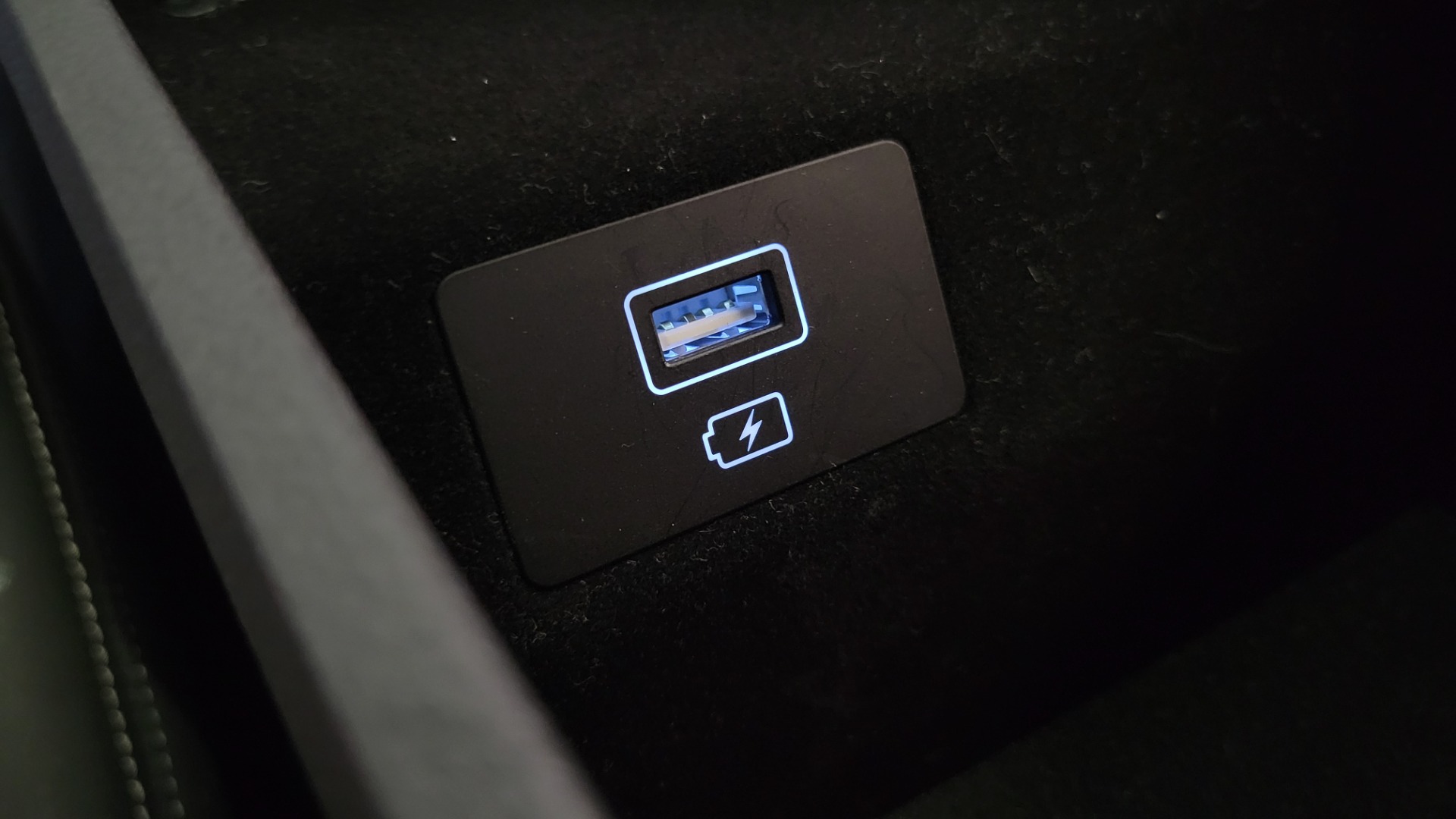 Used 2019 Genesis G70 3.3T SPORT SEDAN / NAV / SUNROOF / HUD / PARK DIST WARN / CAMERA for sale $37,995 at Formula Imports in Charlotte NC 28227 61