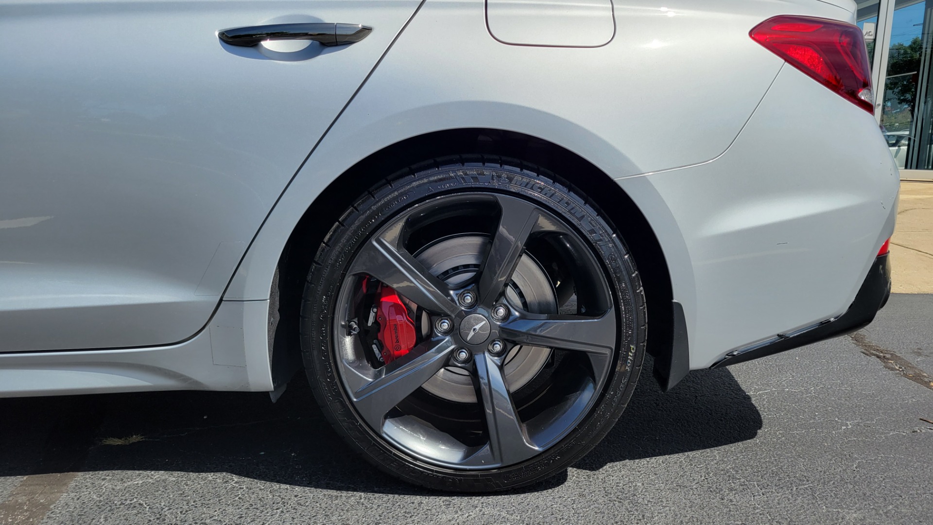 Used 2019 Genesis G70 3.3T SPORT SEDAN / NAV / SUNROOF / HUD / PARK DIST WARN / CAMERA for sale $37,995 at Formula Imports in Charlotte NC 28227 89