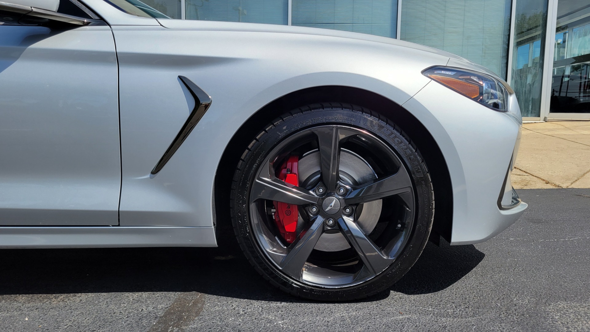 Used 2019 Genesis G70 3.3T SPORT SEDAN / NAV / SUNROOF / HUD / PARK DIST WARN / CAMERA for sale $37,995 at Formula Imports in Charlotte NC 28227 91