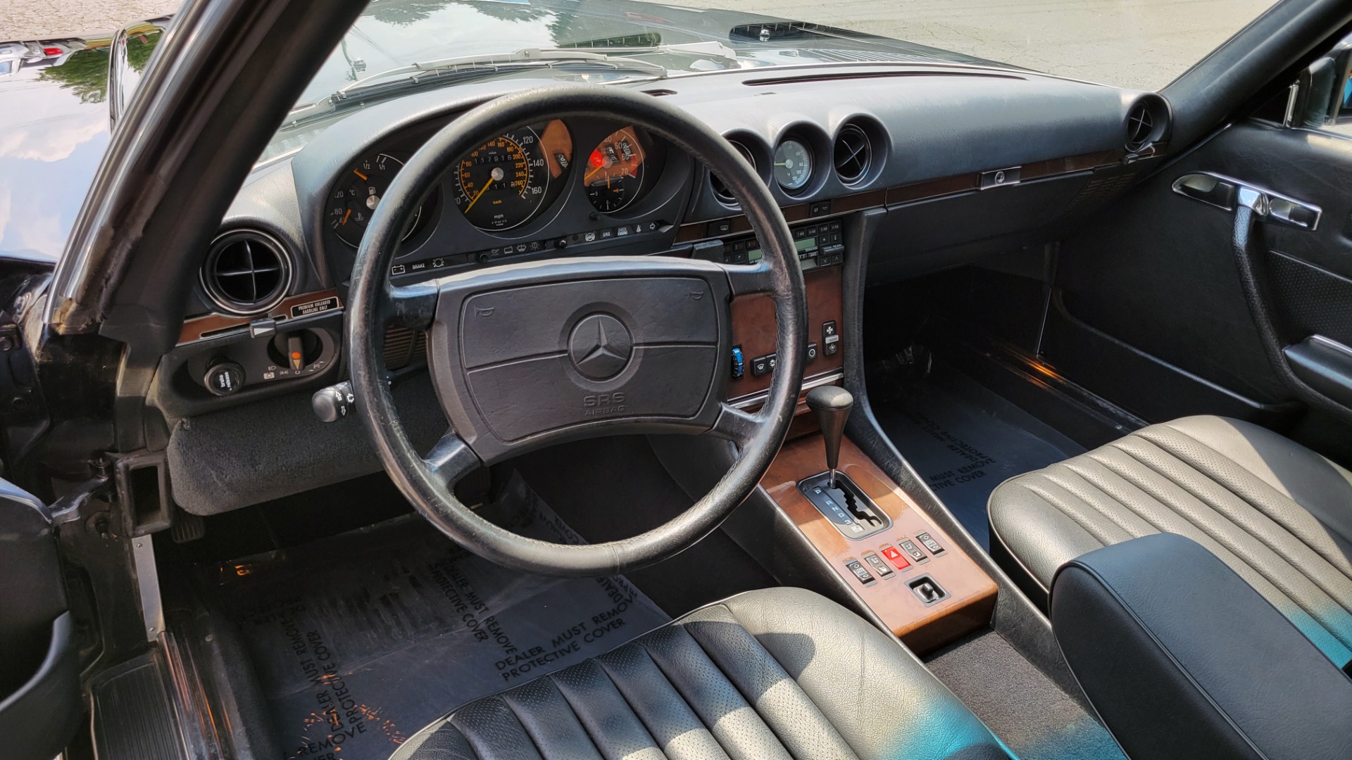 Used 1989 Mercedes-Benz 560 SERIES 560SL ROADSTER / 5.6L V8 227HP / AUTOMATIC TRANS for sale Sold at Formula Imports in Charlotte NC 28227 28