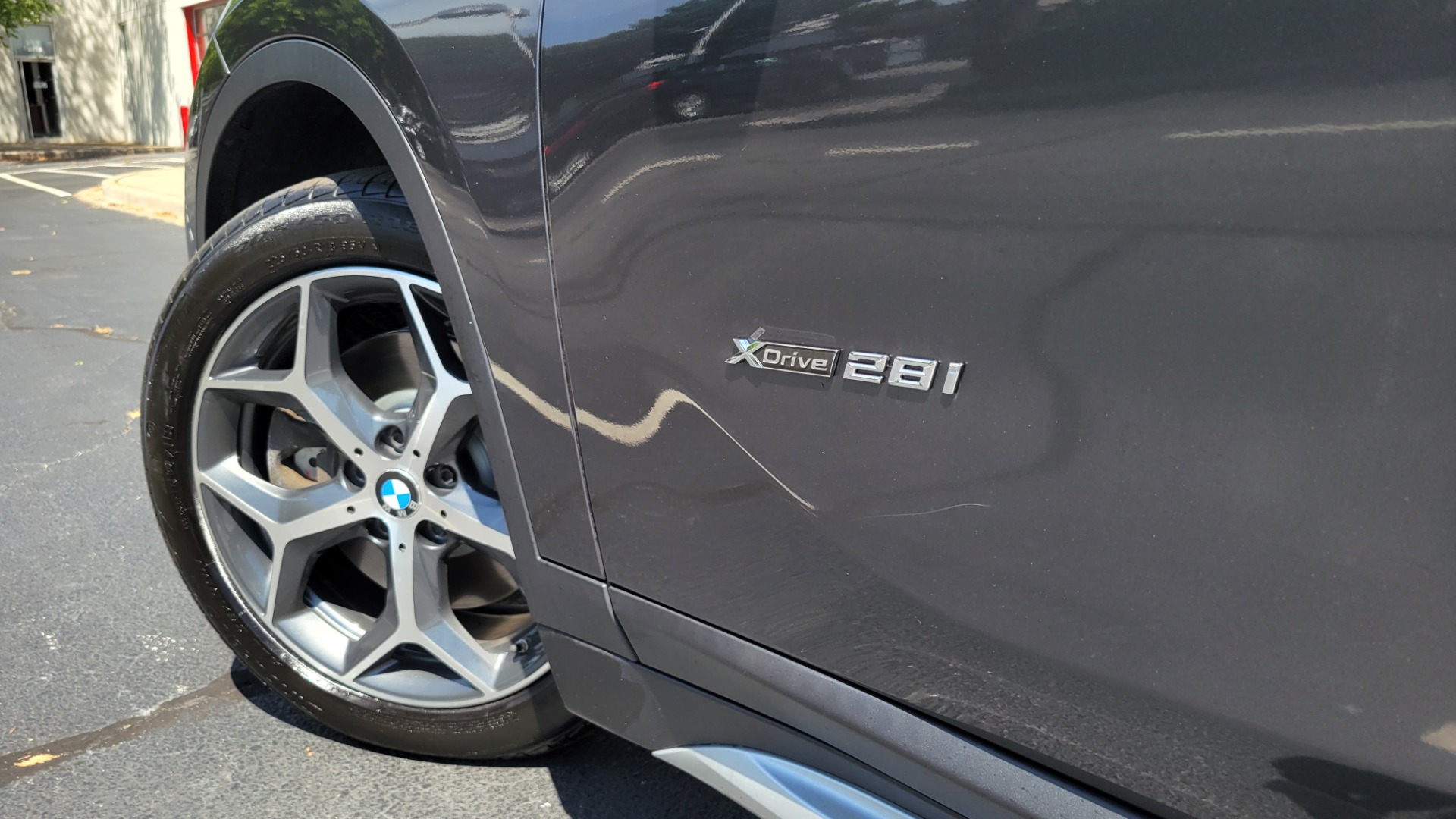 Used 2018 BMW X1 XDRIVE28I SPORT 2.0L SUV / NAV / CONV PKG / HTD STS & STRNG WHL / CAMERA for sale $29,995 at Formula Imports in Charlotte NC 28227 10
