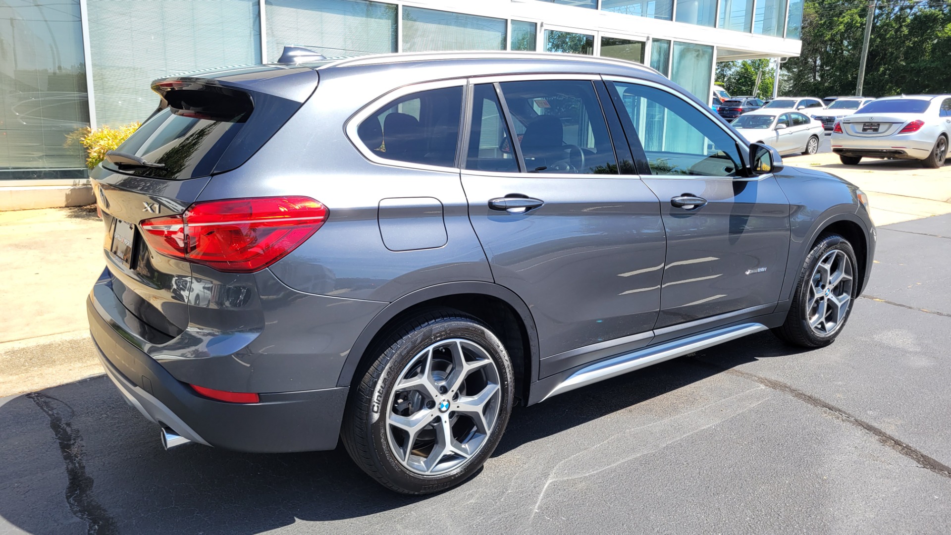 Used 2018 BMW X1 XDRIVE28I SPORT 2.0L SUV / NAV / CONV PKG / HTD STS & STRNG WHL / CAMERA for sale $29,995 at Formula Imports in Charlotte NC 28227 7